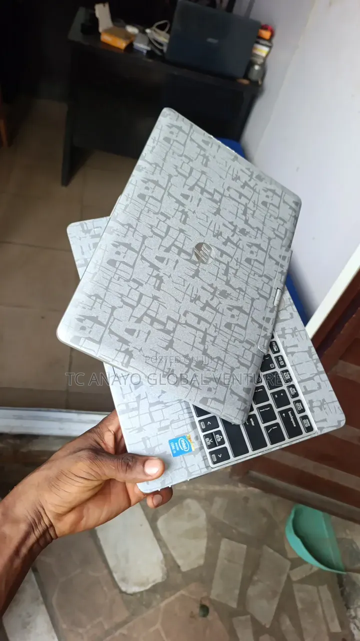 Laptop HP EliteBook Revolve 810 G2 Tablet 8GB Intel Core i5 SSD 256GB