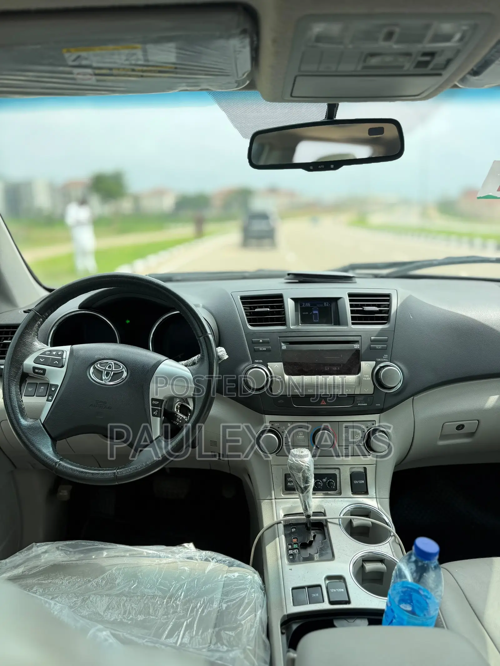 Toyota Highlander SE 2012 Gray