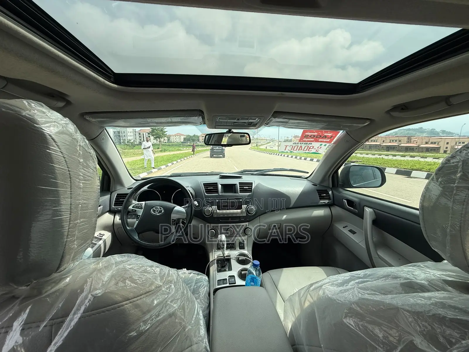 Toyota Highlander SE 2012 Gray