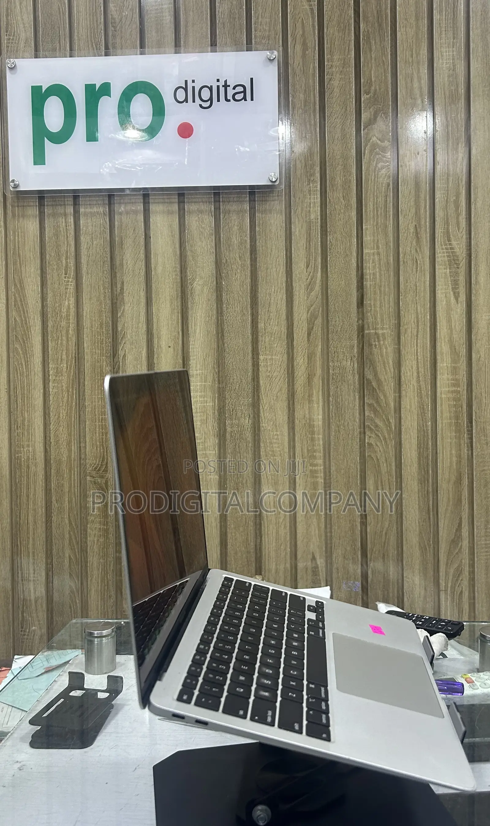 Laptop Apple MacBook Air 2020 8GB Intel Core i3 SSD 256GB