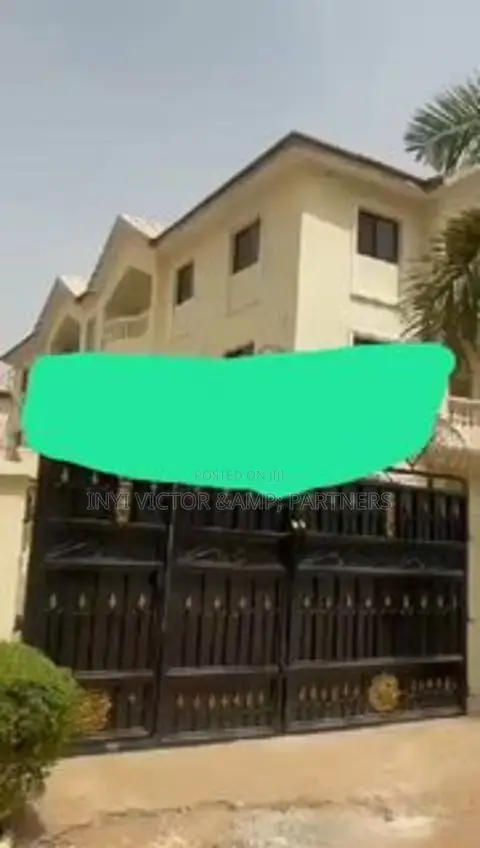 18bdrm Apartment in Mabushi for sale