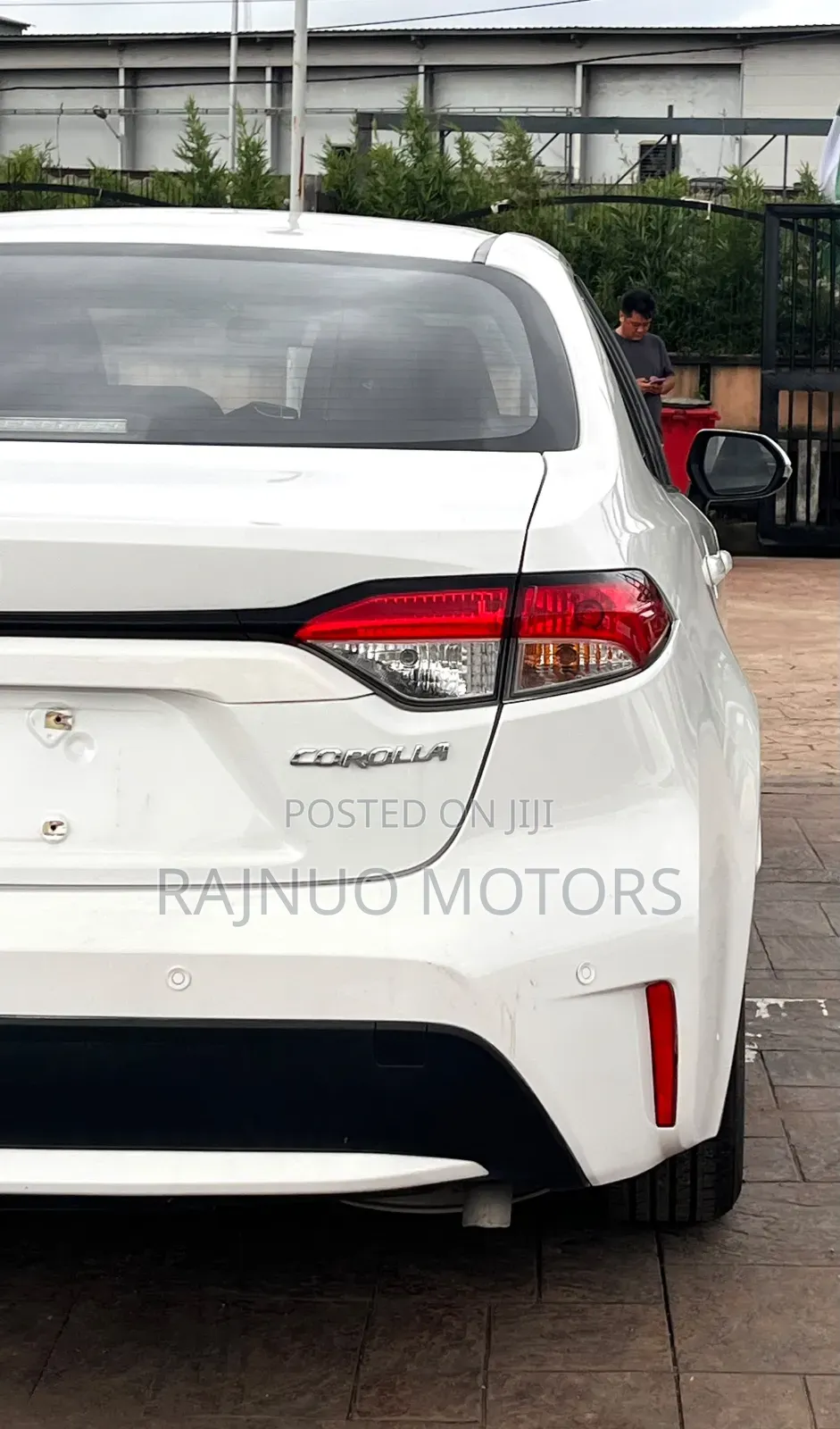 Toyota RAV4 2022 White