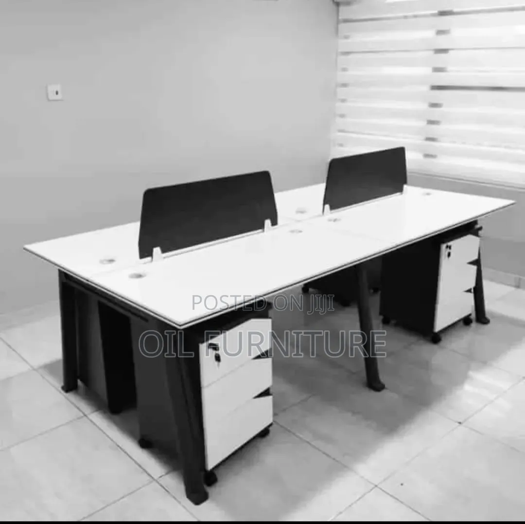 Premium4-Seater Office Workstation Desk With3-Drawer Mobile Pedestals