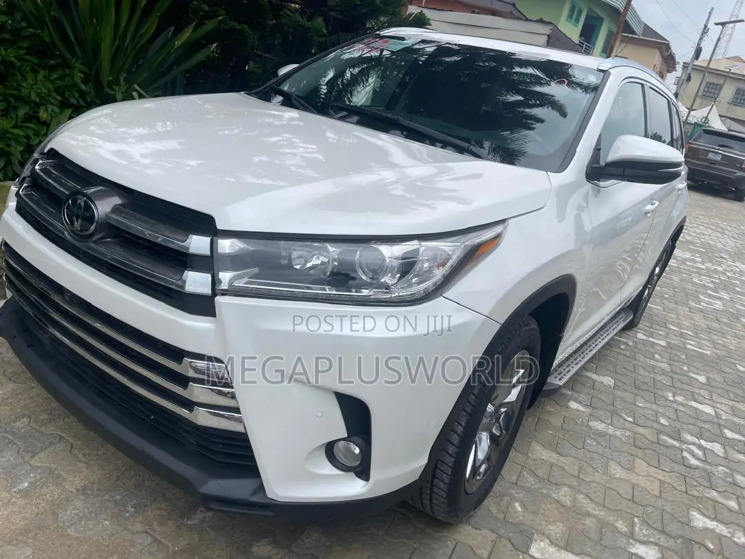 Toyota Highlander Limited Platinum 4x2 V6 (3.5L 6cyl 8A) 2017 White