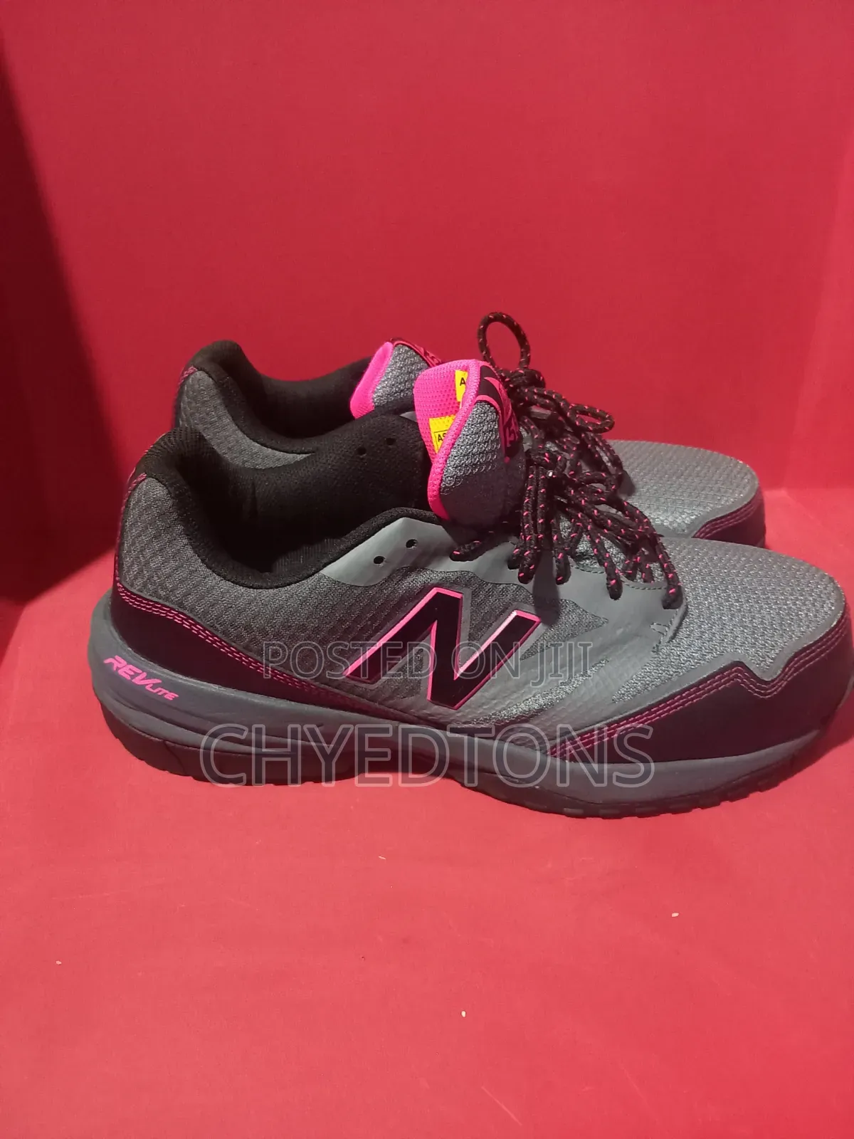New Balance 589v1 Women's Composite Toe Work Shoes