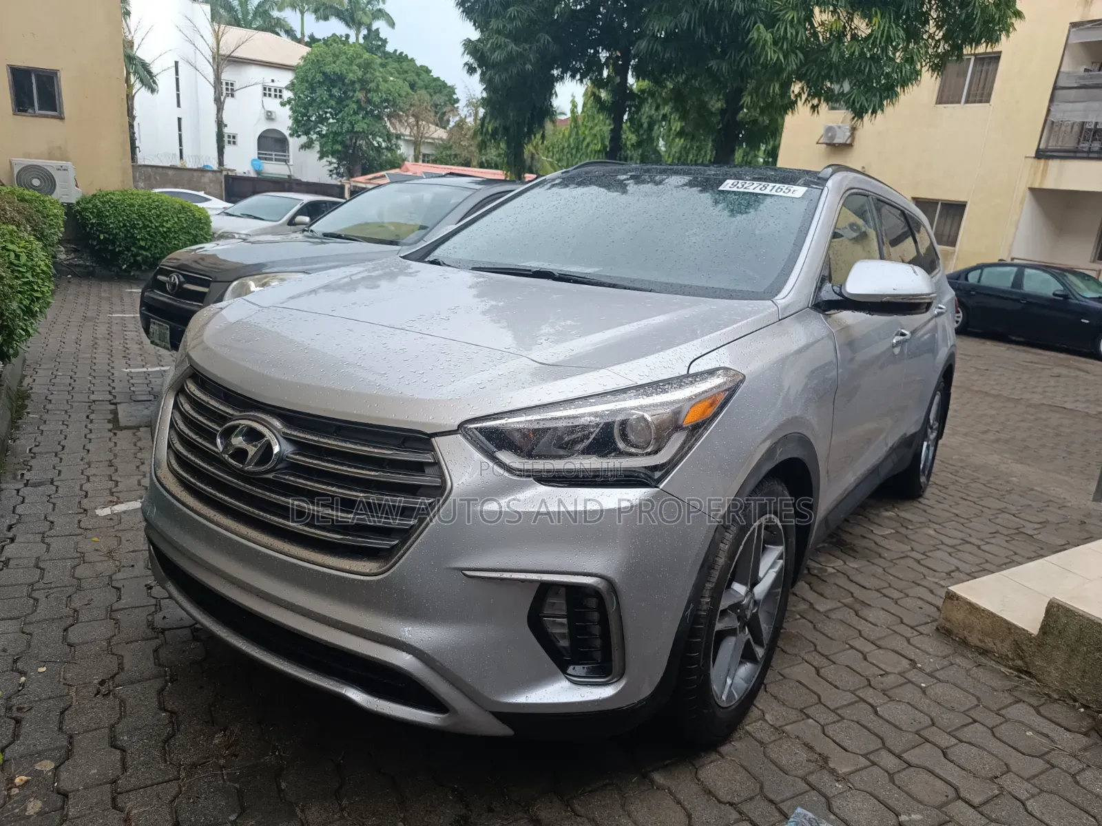 Hyundai Santa Fe 2017 Silver