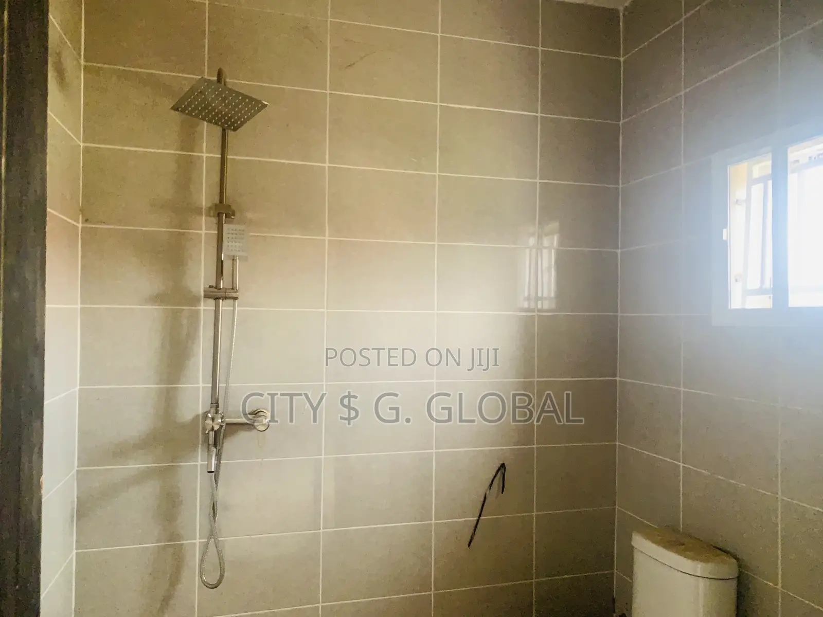 2 Bedroom Block of Flat for Rent