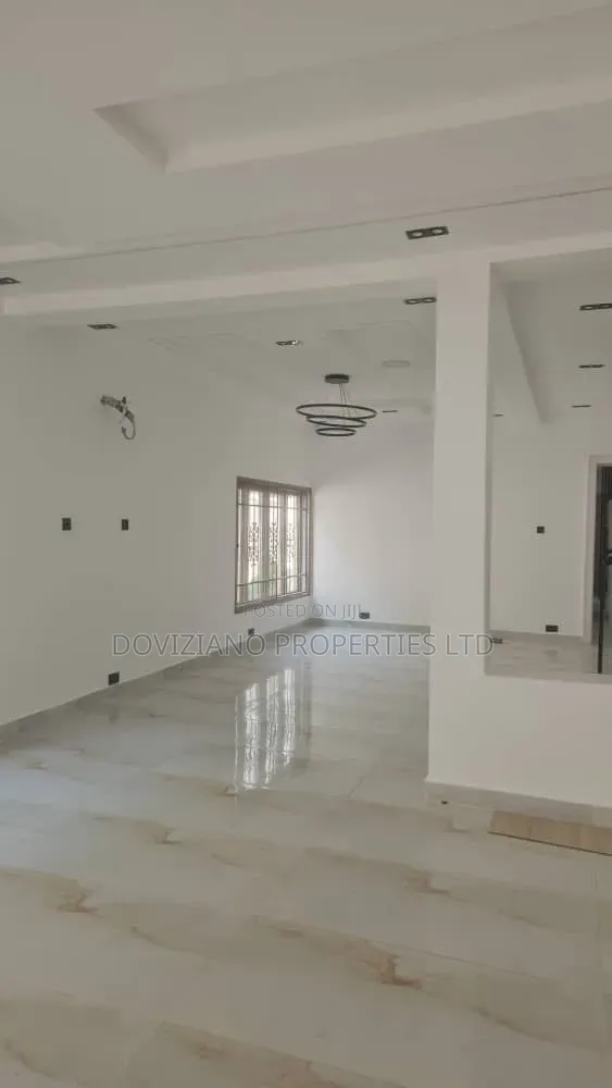 6bdrm Duplex in Ikeja GRA for sale