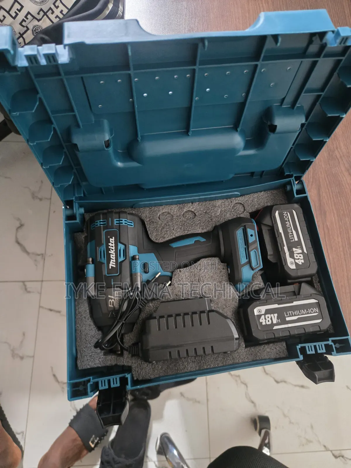 Makita Cordless Impact Wrench 1/2" 48v