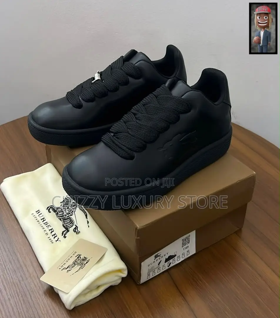 Burberry Quality Luxury Men Sneakers