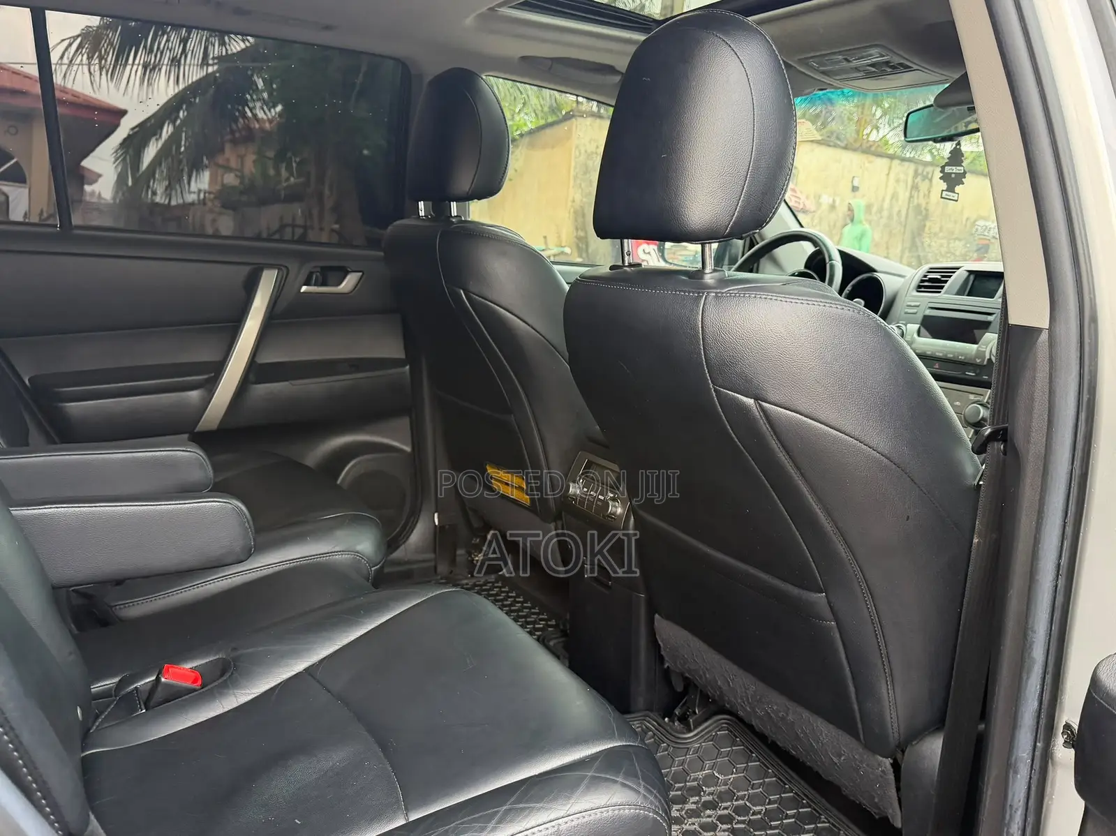 Toyota Highlander 3.5L 4WD 2013 Silver