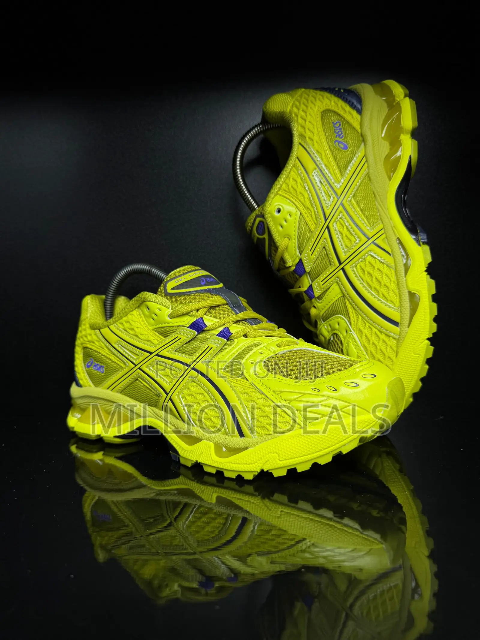 Asics Gel-Nimbus 10.1 Bright Yellow Sneakers