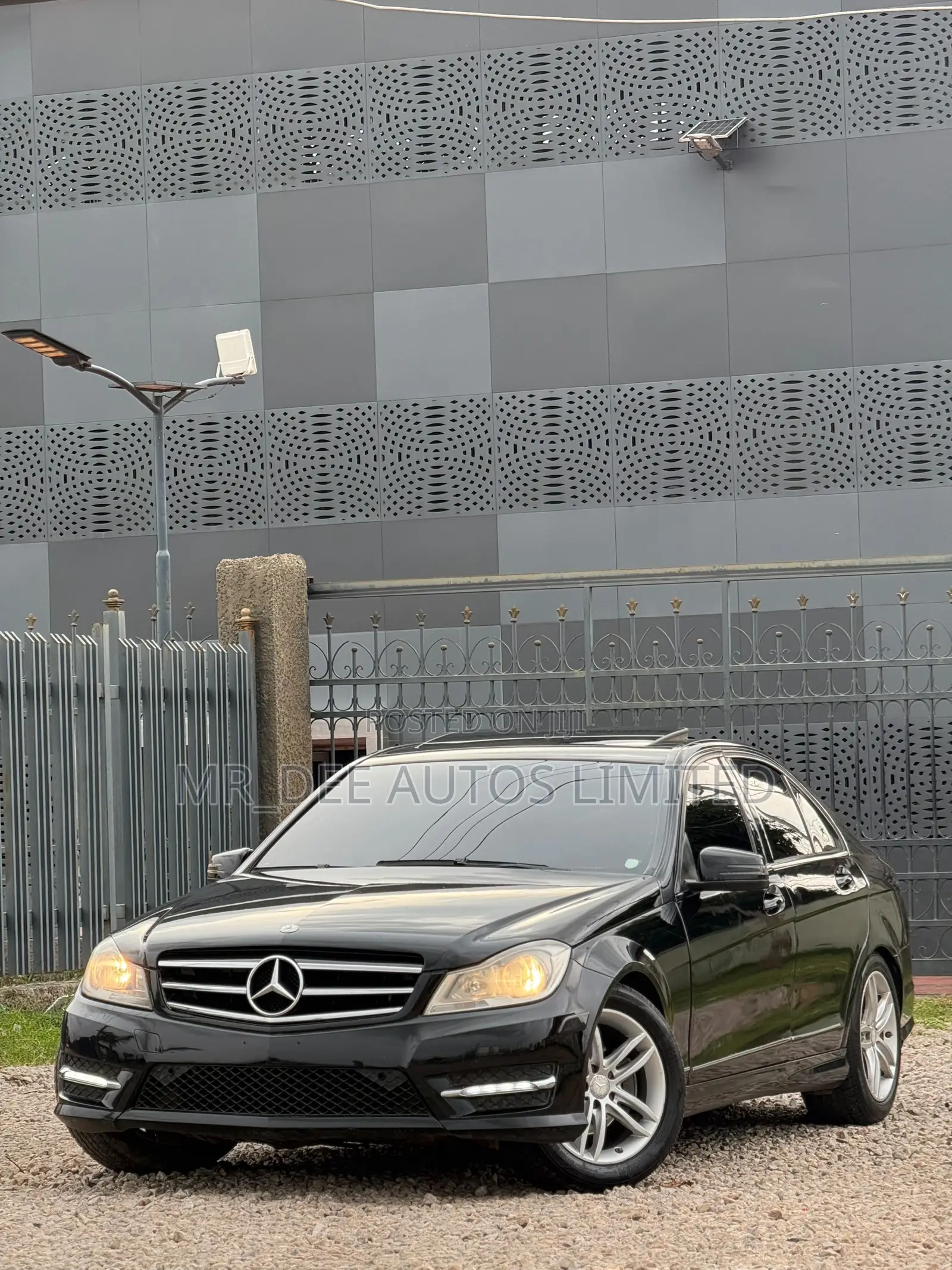 Mercedes-Benz C300 2012 Black