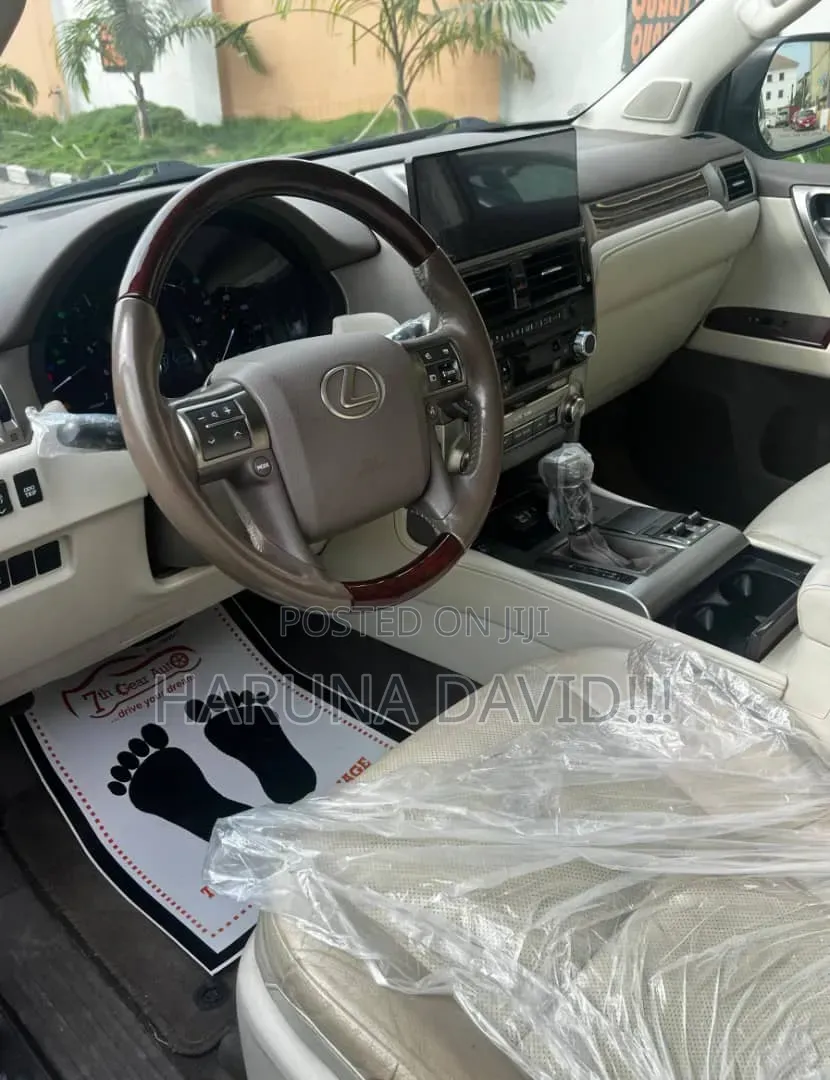 Lexus GX 2016 Gray
