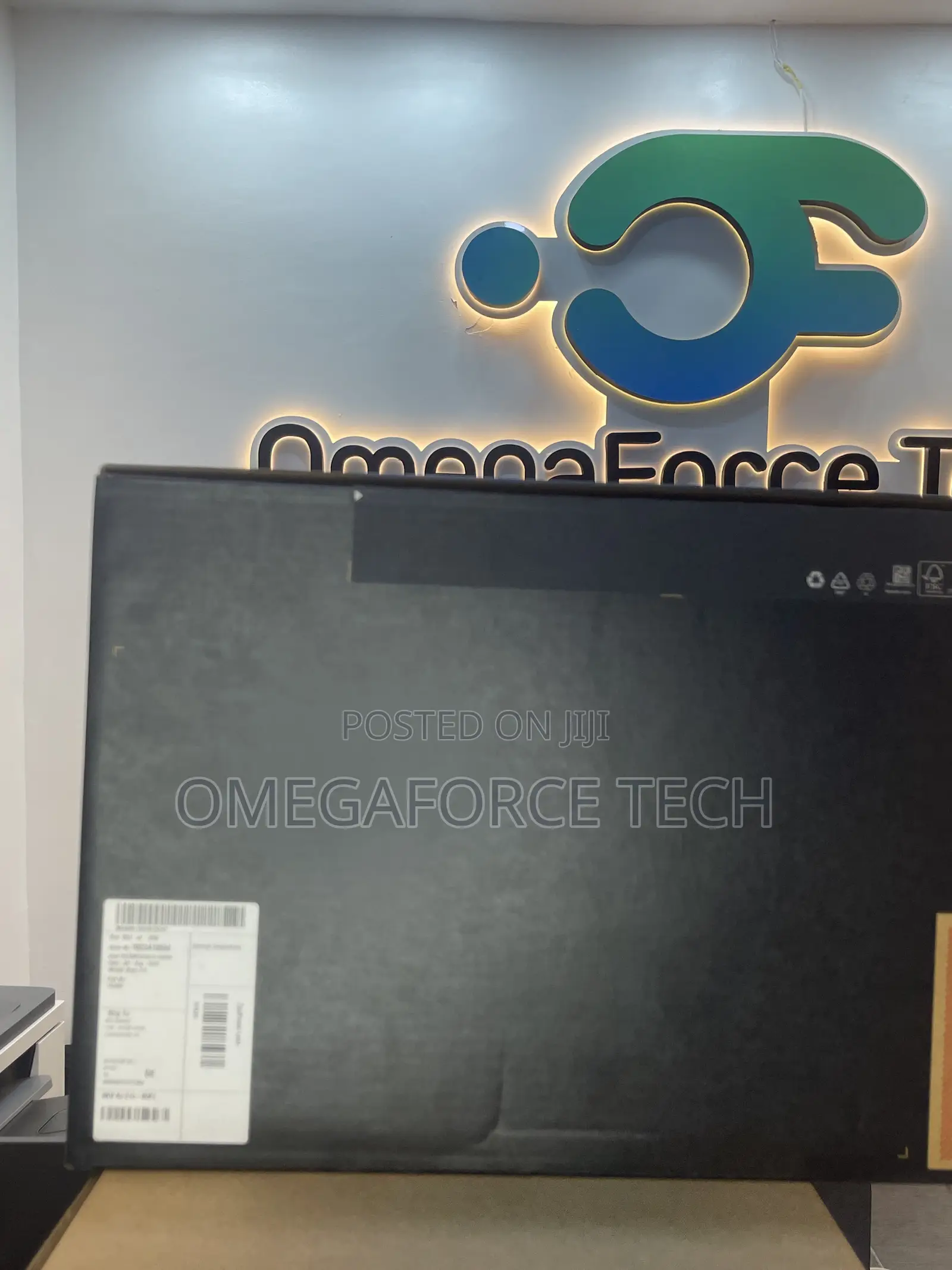 New Laptop Dell Pro Max 16 32GB Intel Core Ultra 9 SSD 2T
