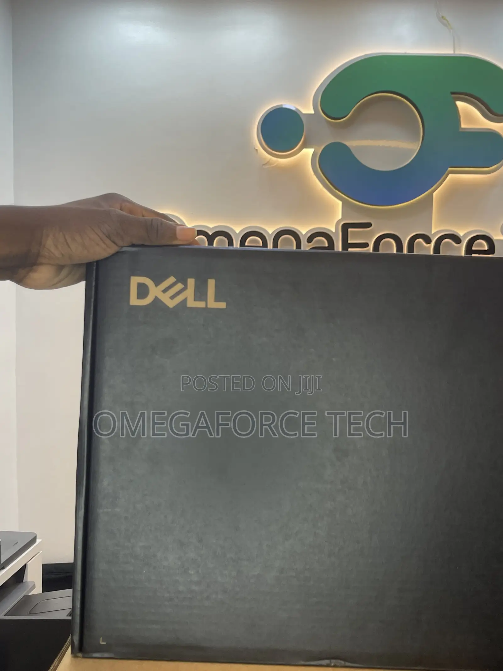 New Laptop Dell Pro Max 16 32GB Intel Core Ultra 9 SSD 2T
