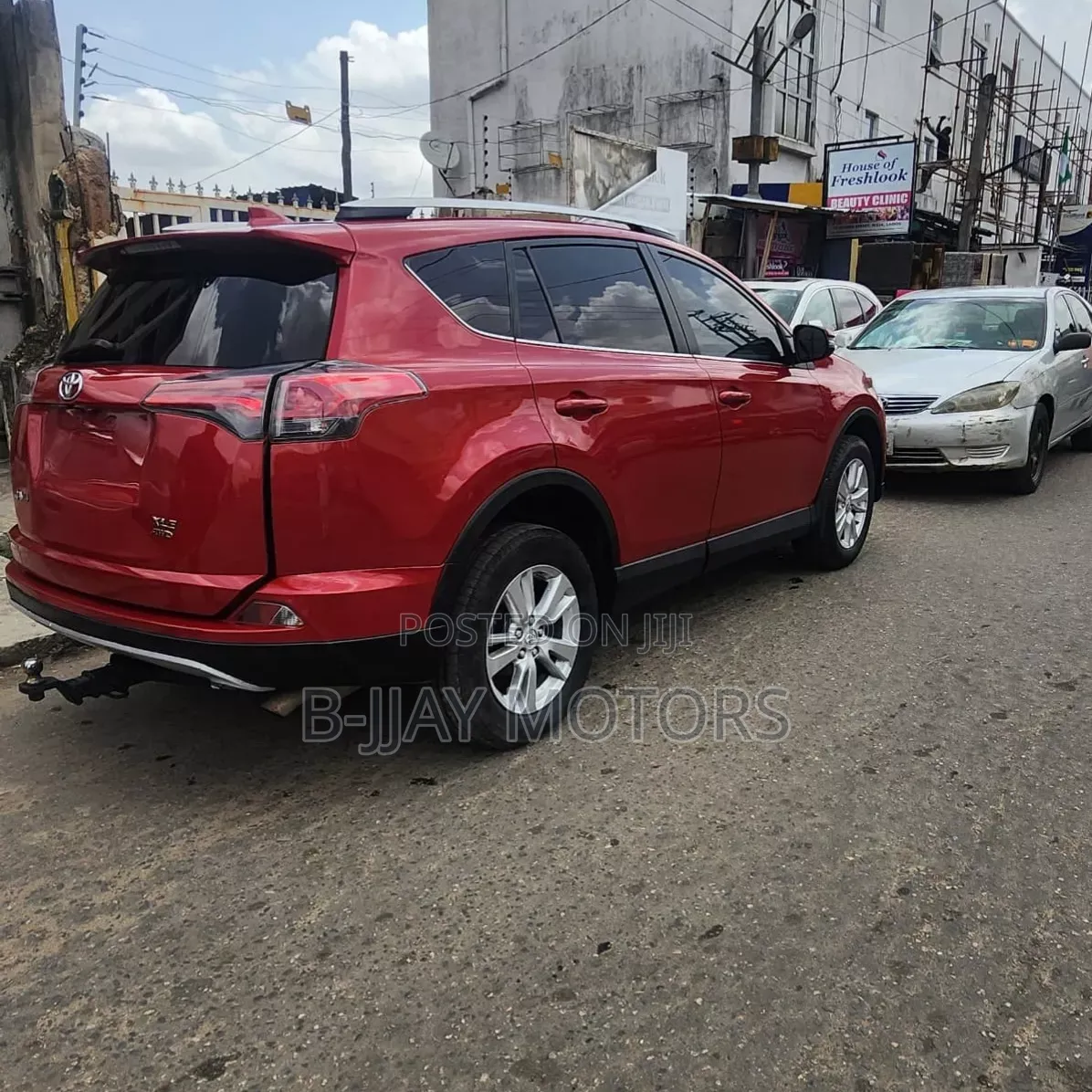 Toyota RAV4 XLE AWD (2.5L 4cyl 6A) 2016 Burgundy