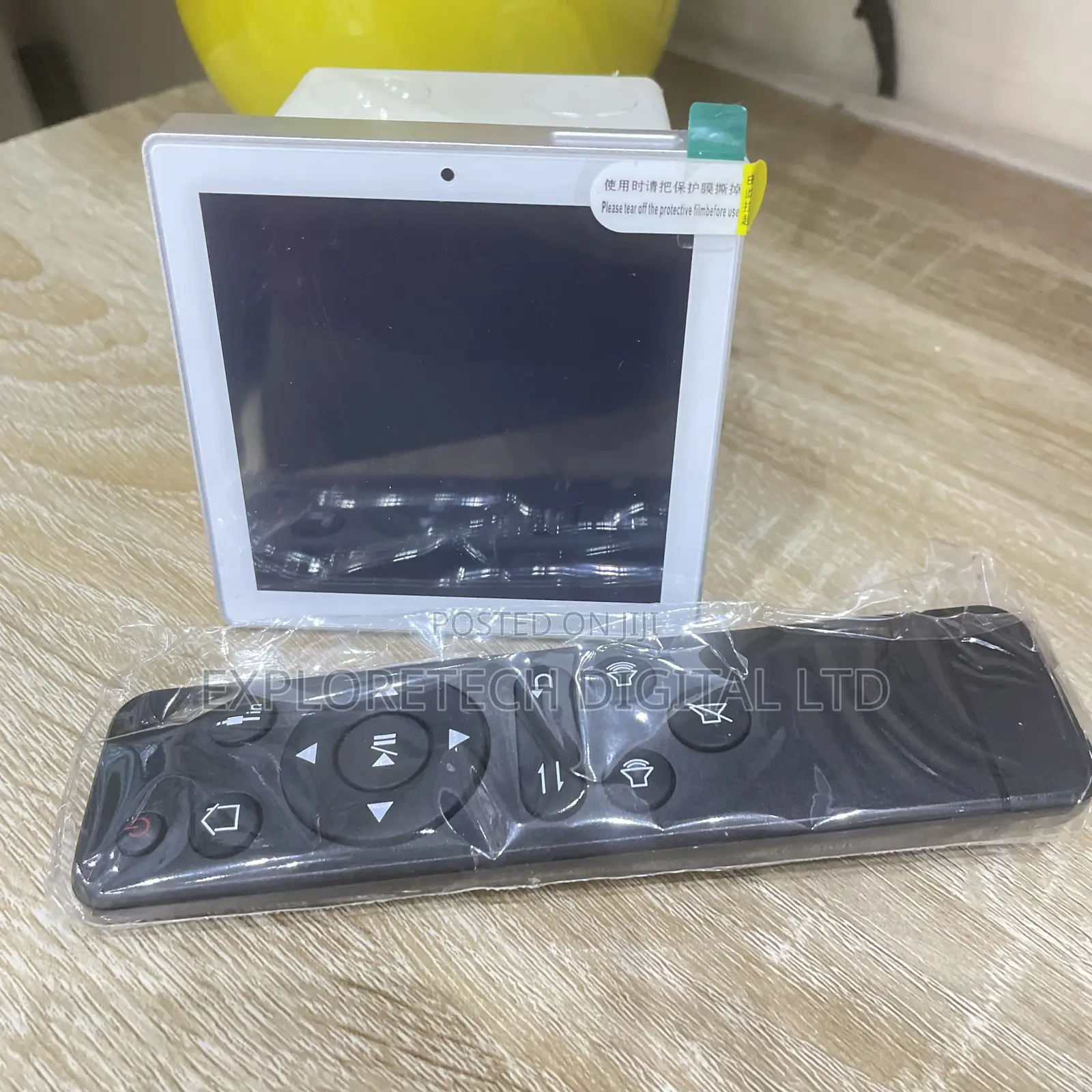 Touchscreen Bluetooth Wall Amplifier