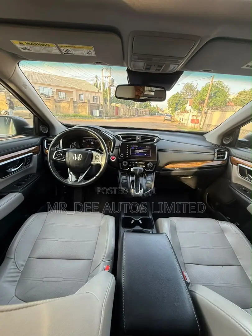 Honda CR-V Touring AWD 2019 Gray