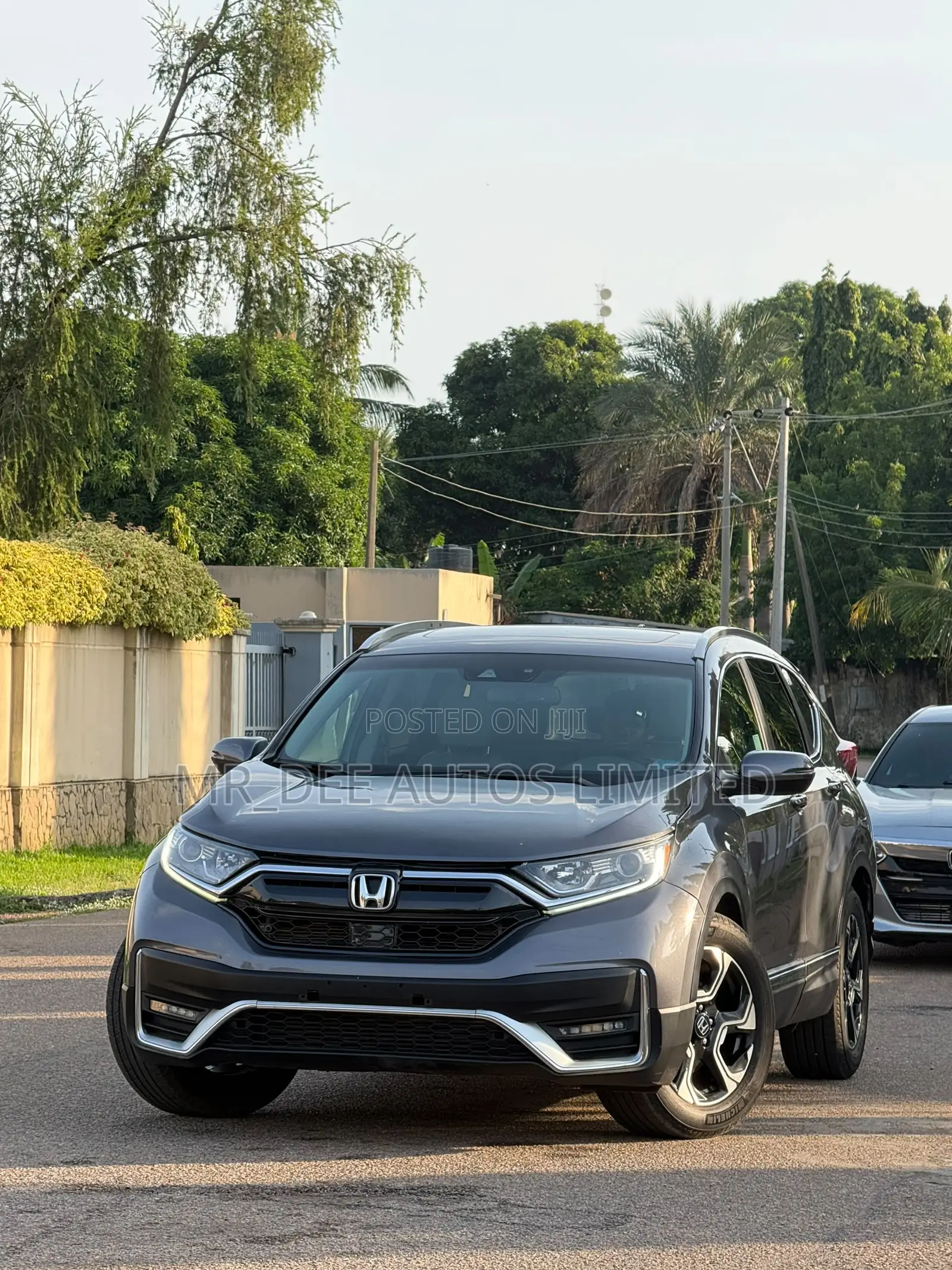 Honda CR-V Touring AWD 2019 Gray