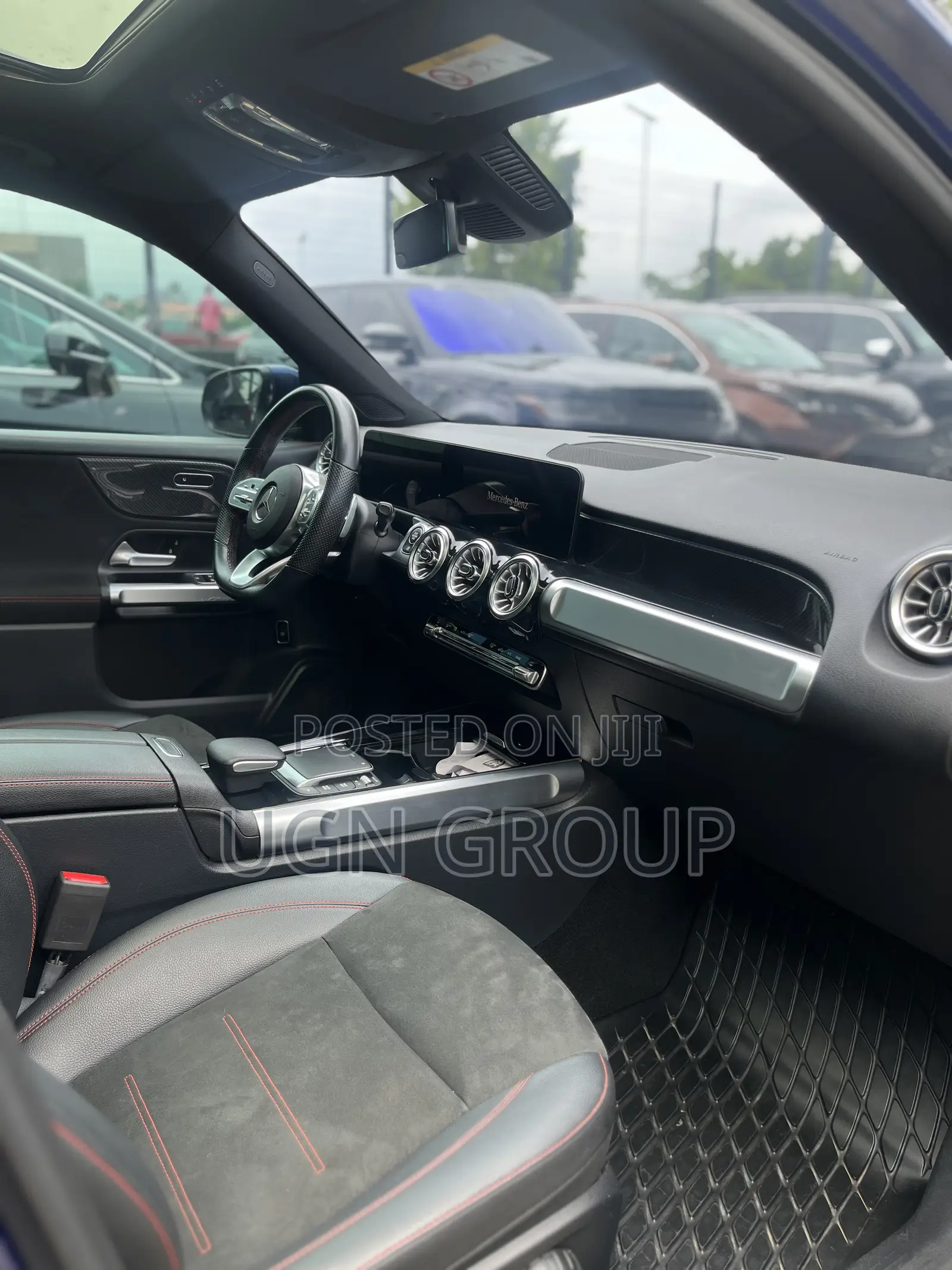 Mercedes-Benz GLB-Class GLB 250 4MATIC 2023 Blue