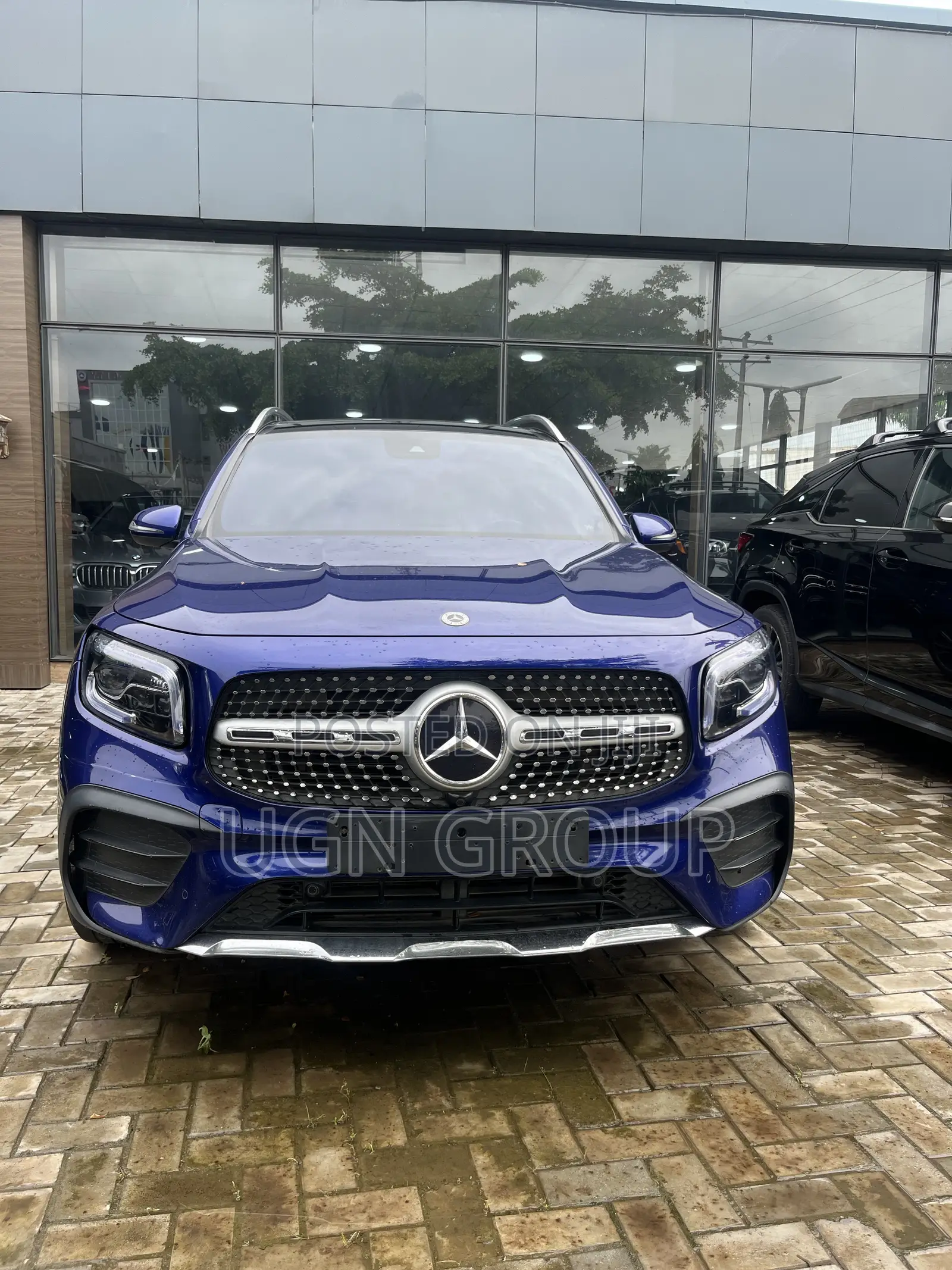 Mercedes-Benz GLB-Class GLB 250 4MATIC 2023 Blue