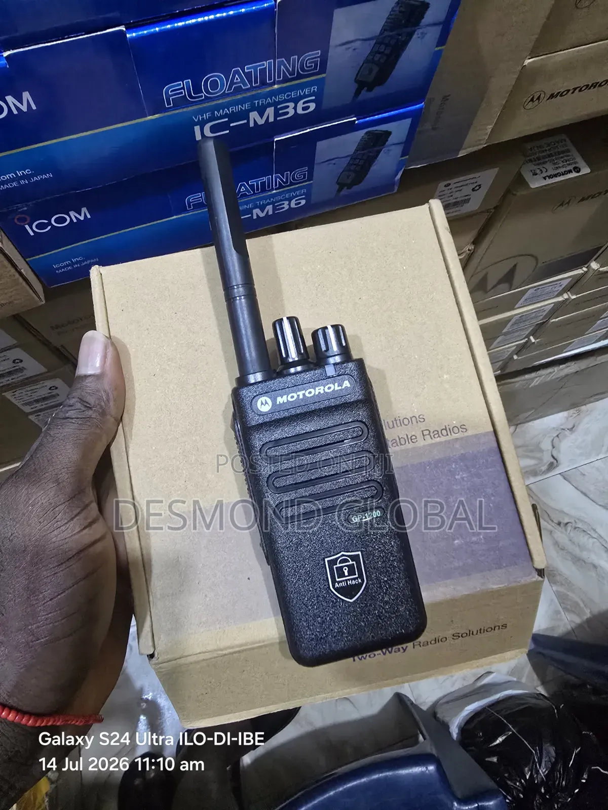 Motorola Gp-1200 Two-Way Walkie Talkie