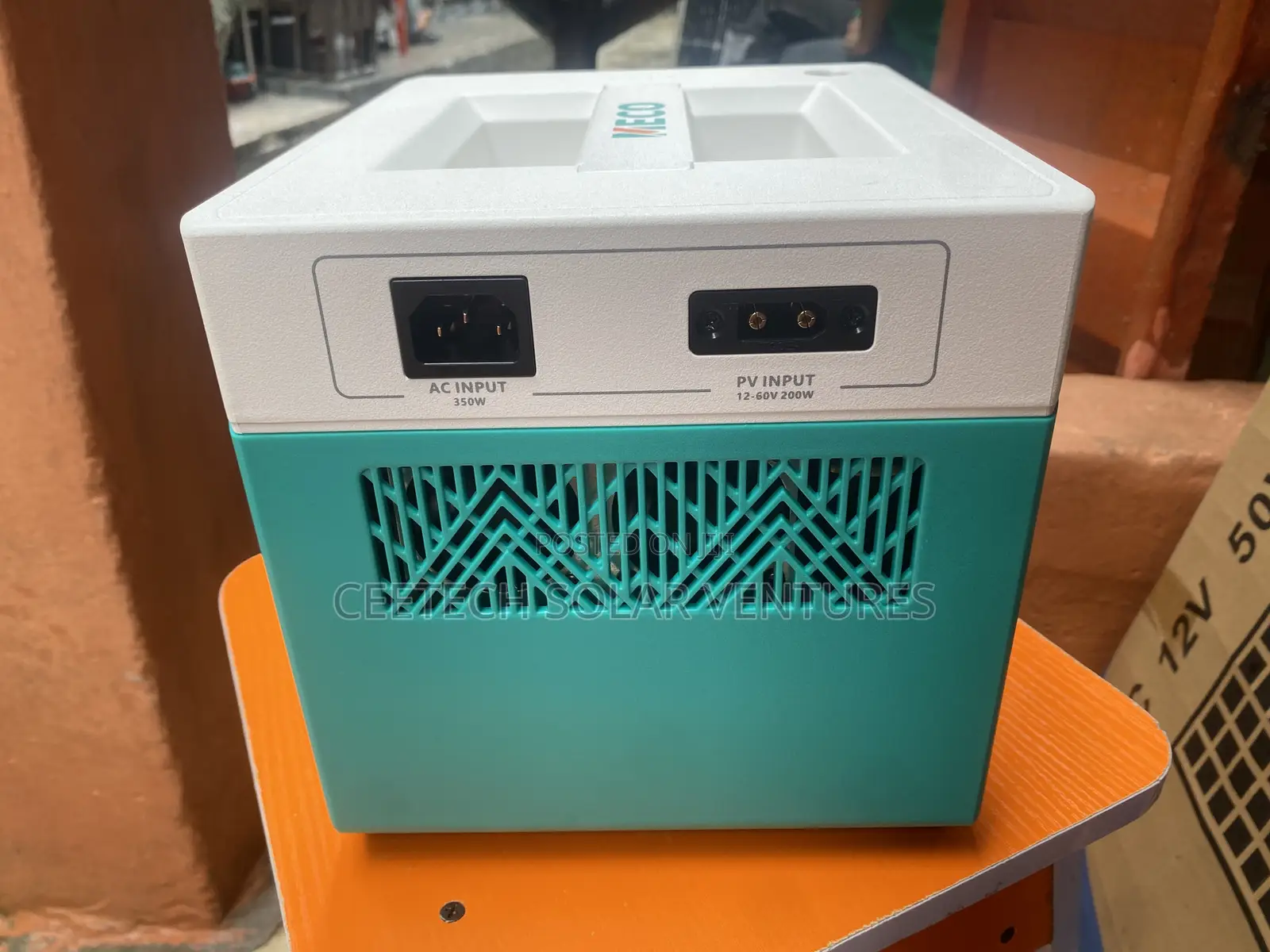 Meco 300/1kwh Solar Generator