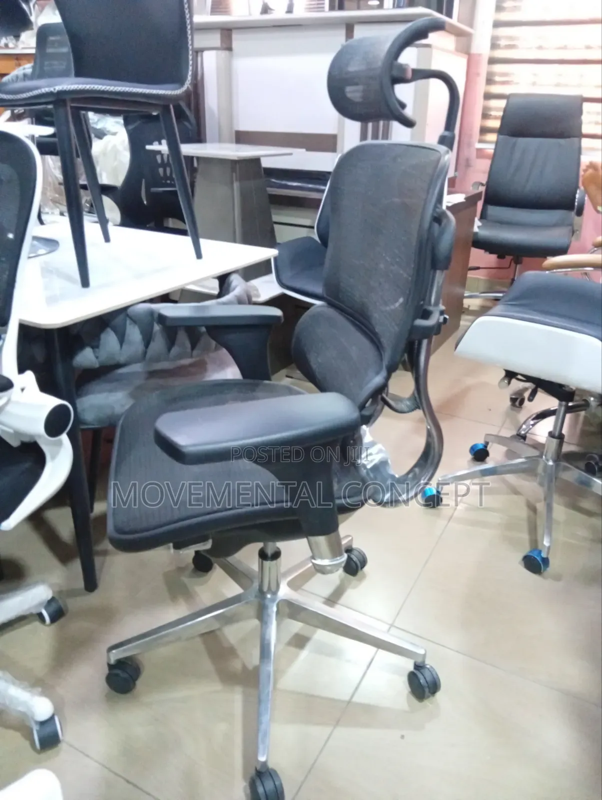 Executive Mesh Office Swivel Chairs With Headrest