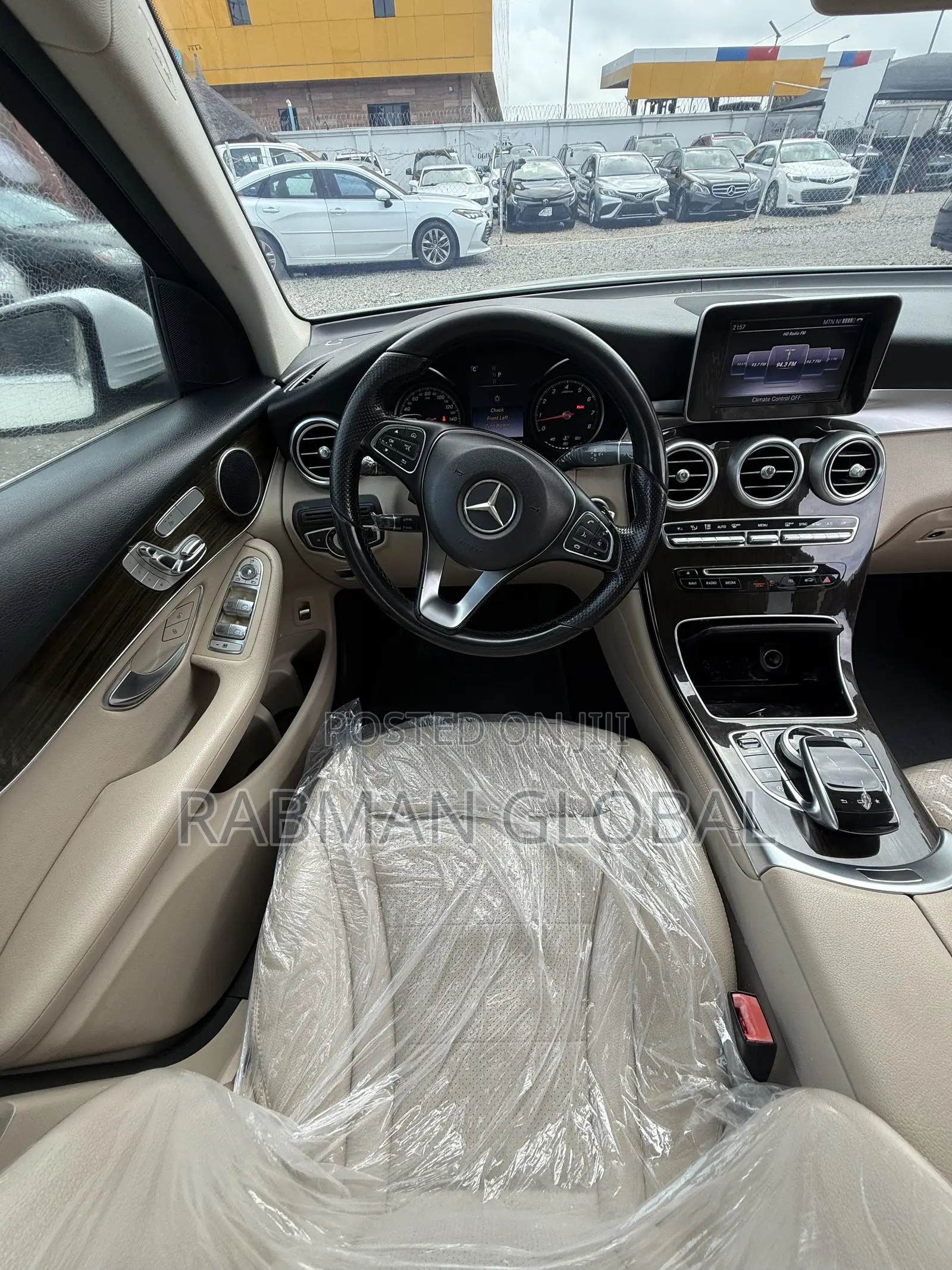 Mercedes-Benz GLC-Class 2017 White