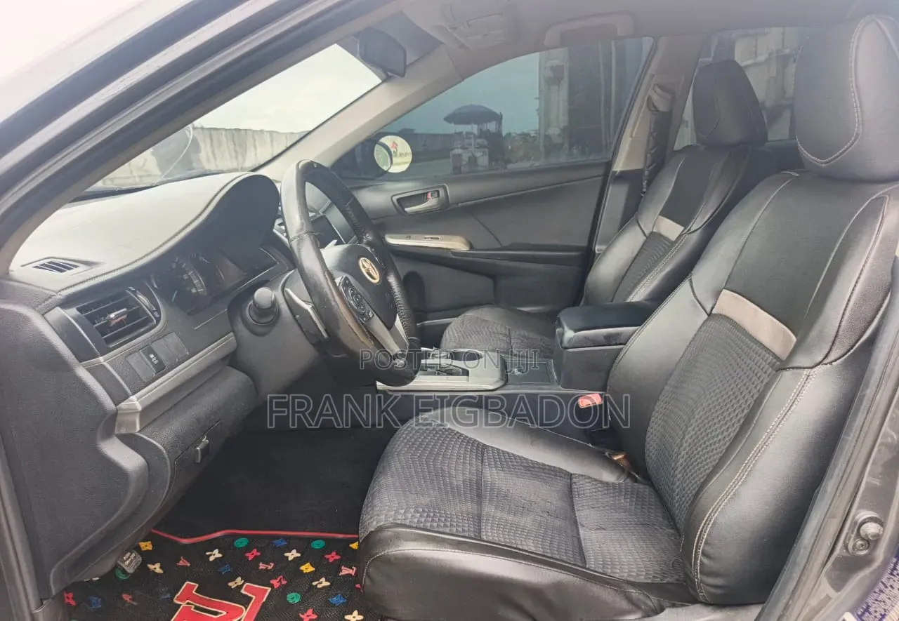 Toyota Camry 2012 Gray