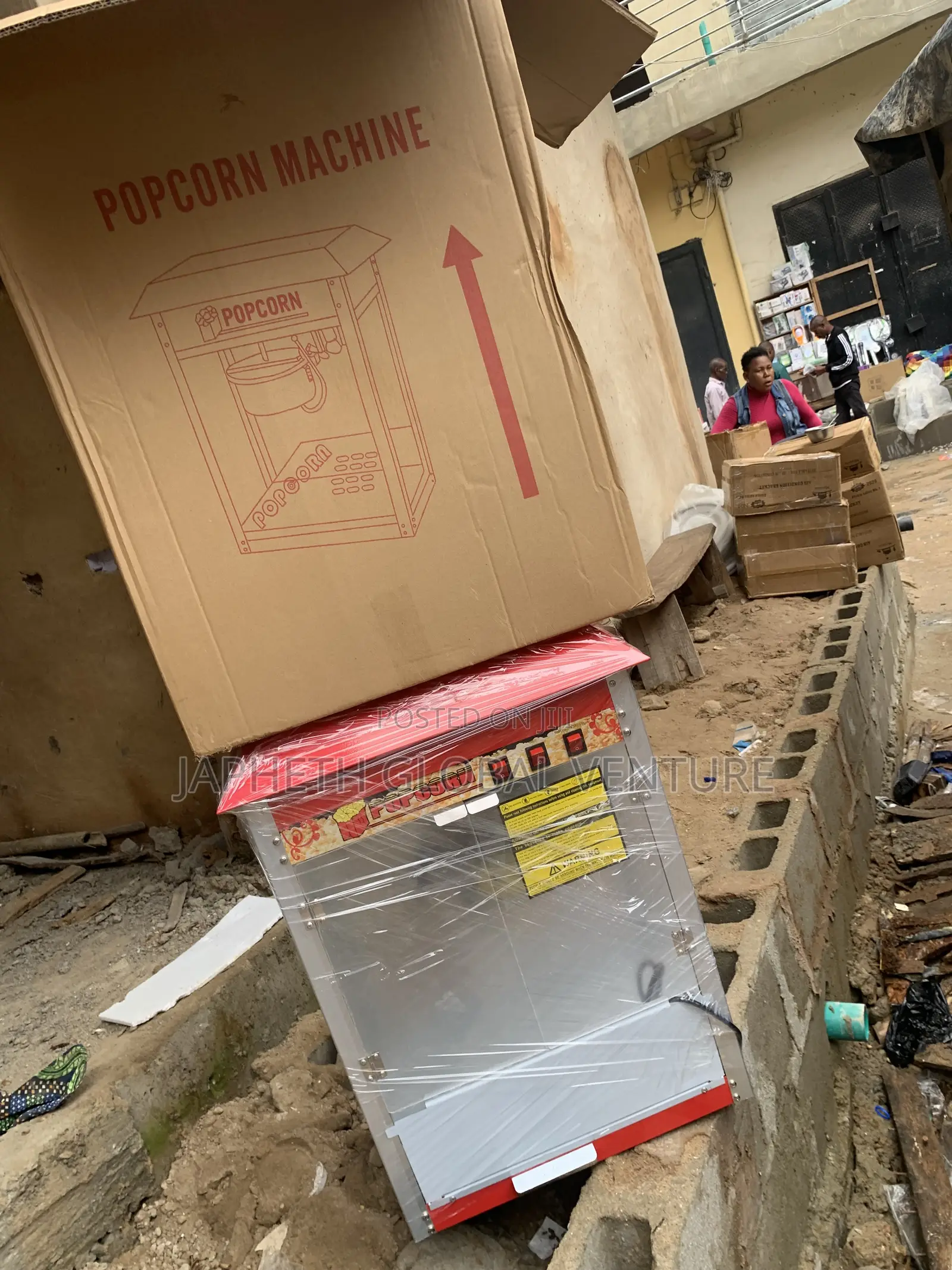 Heavy-Duty Popcorn Maker for Business Events
