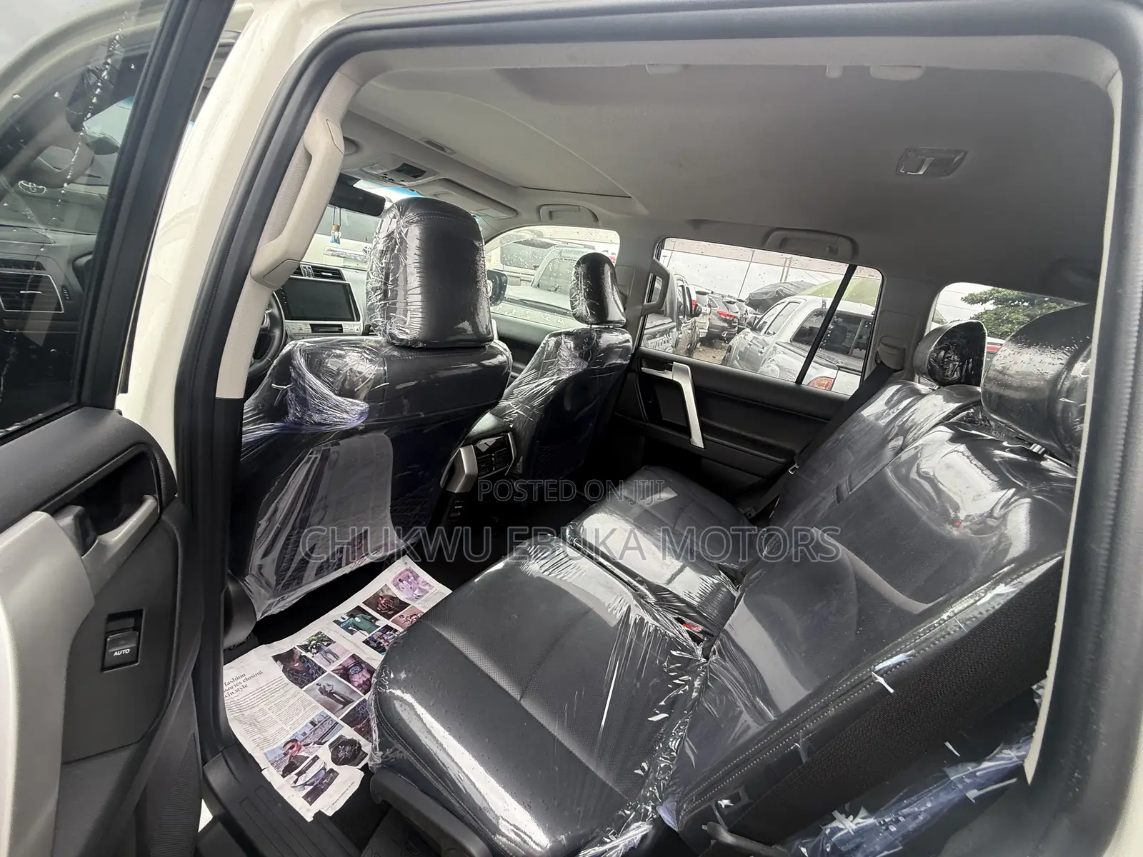 Toyota Land Cruiser Prado 2023 White