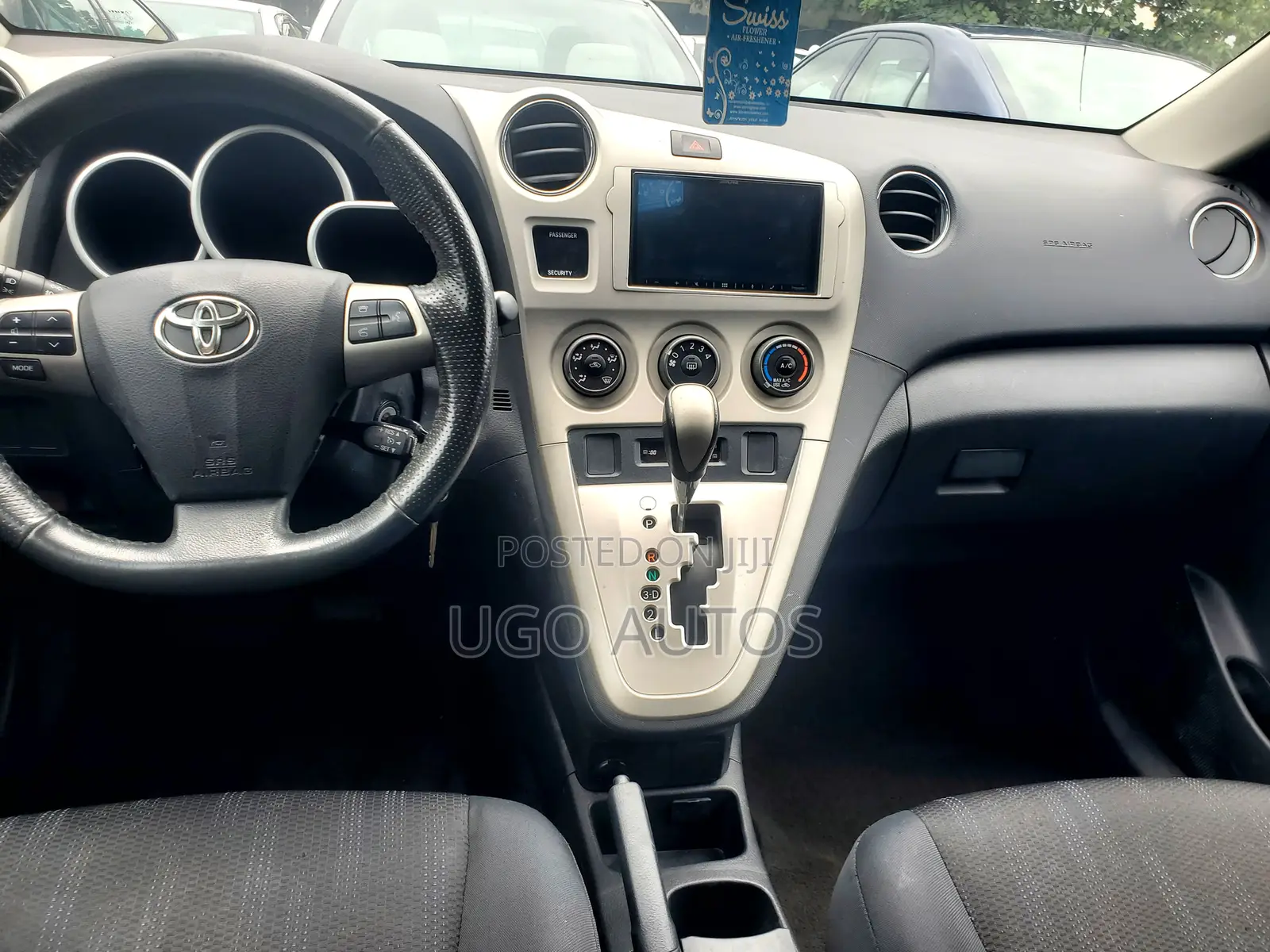 Toyota Matrix S Hatchback AWD (2.4L 4cyl 4A) 2010 Black