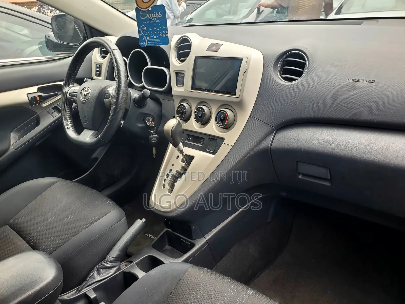 Toyota Matrix S Hatchback AWD (2.4L 4cyl 4A) 2010 Black