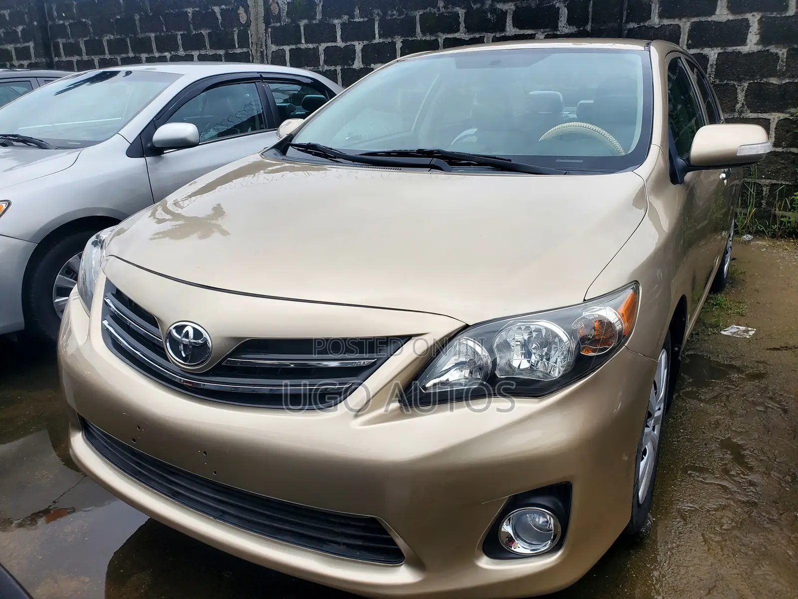 Toyota Corolla LE 4dr Sedan (1.8L 4cyl 4A) 2010 Brown