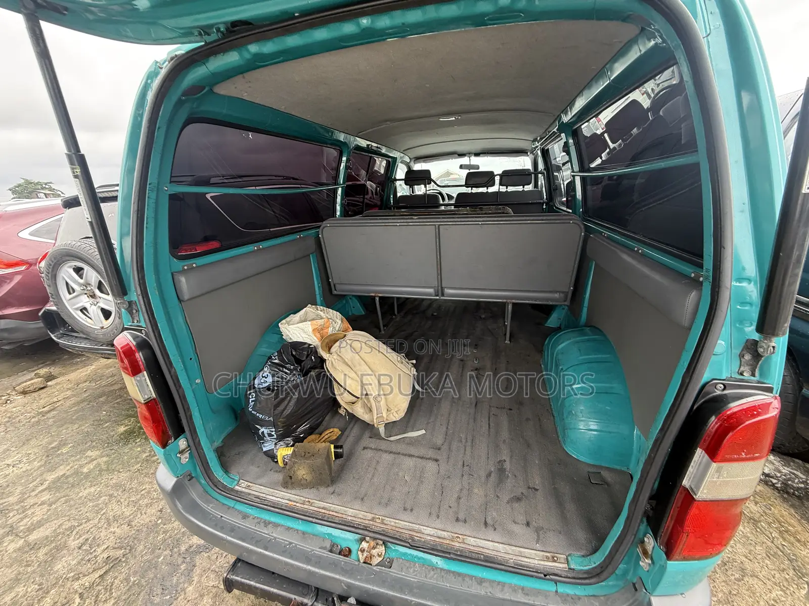 Toyota HiAce 2004 Green