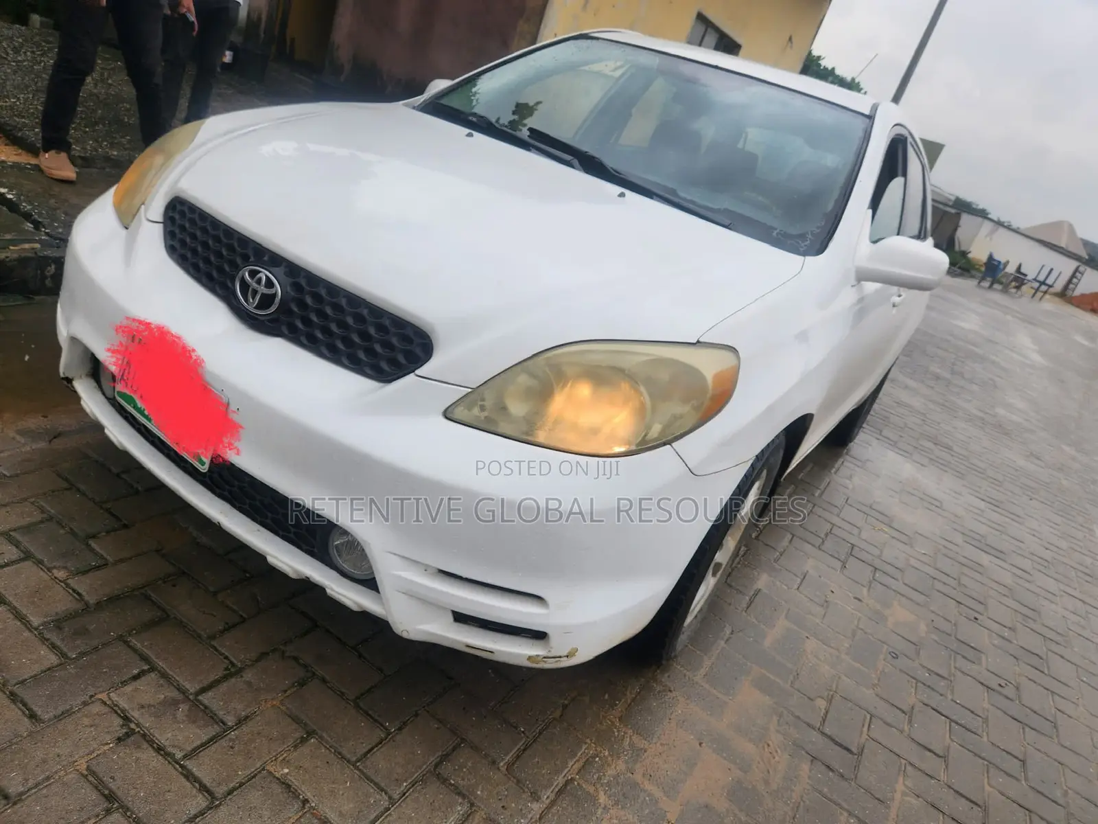 Toyota Matrix 2004 White