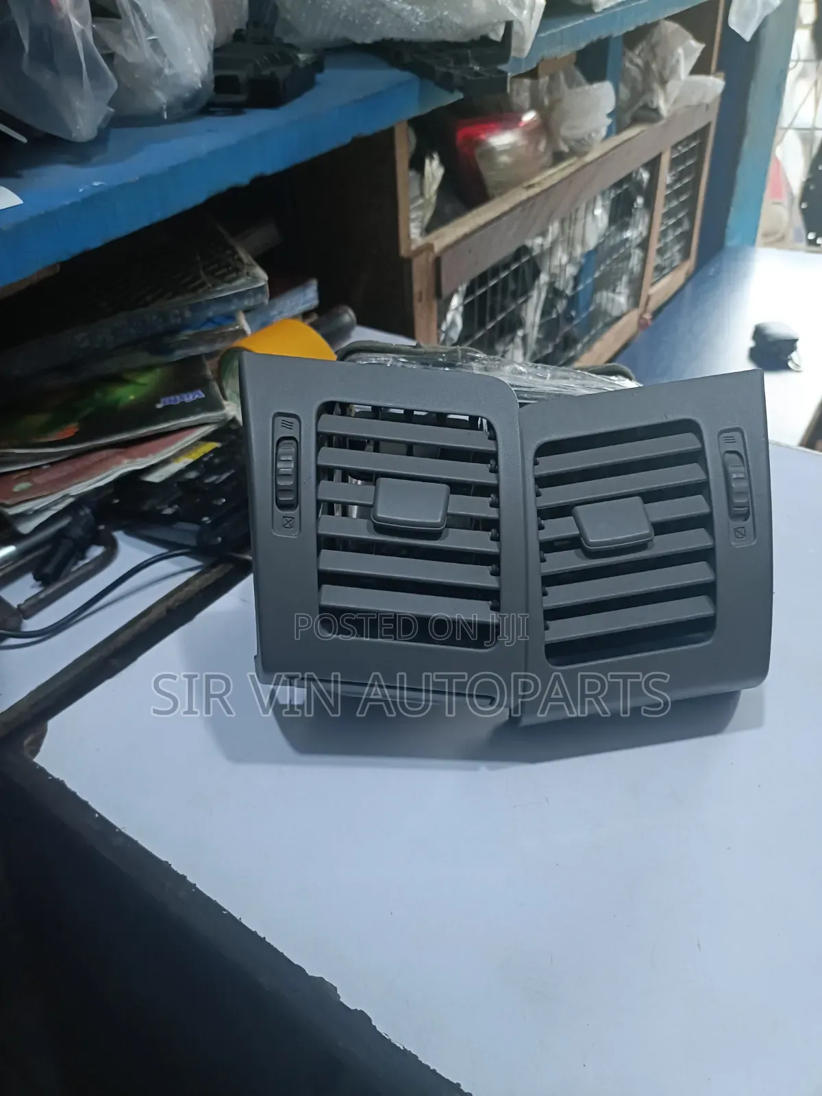 A/C Vent Lexus RX 330 Black a/C Vent RX 330 (2 Sides)