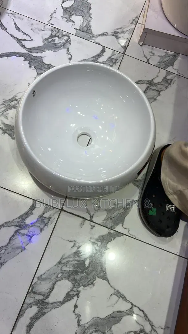 Brand New Luxury Round Counter Top Basin - Glossy White Vessel Sink
