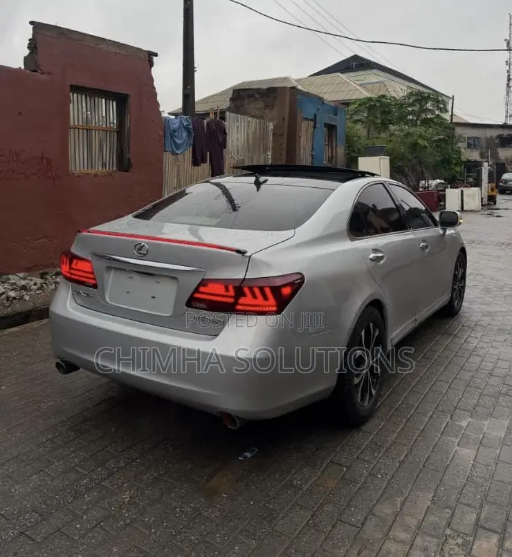 Lexus ES 350 2011 Silver
