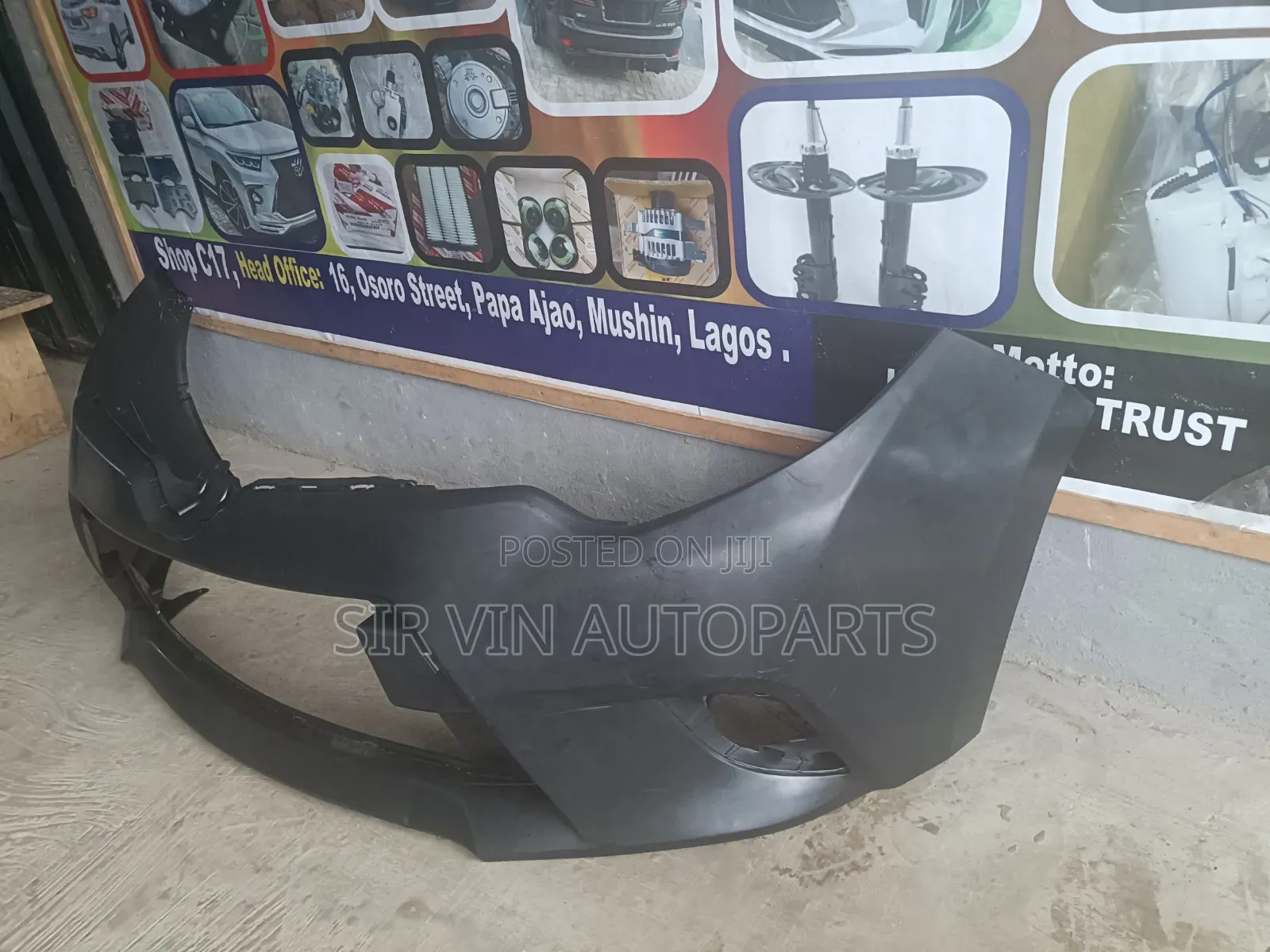 Front Bumper Toyota Corolla 2014 LE