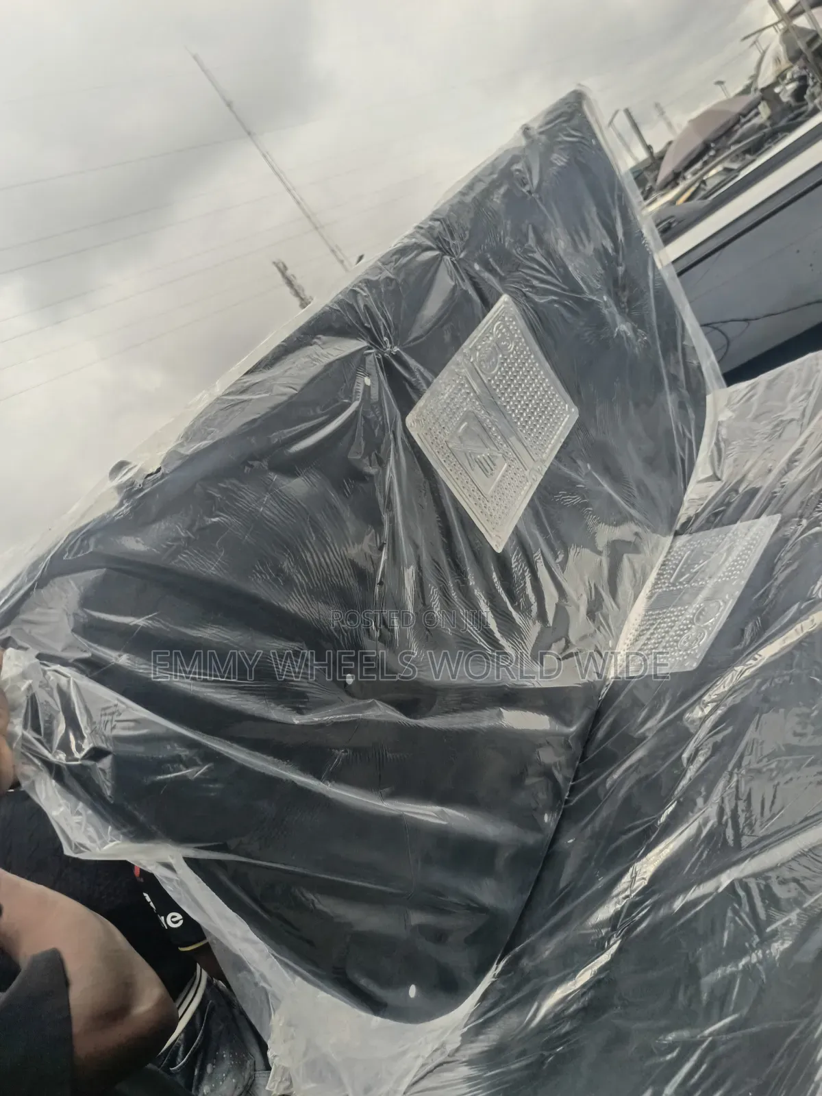 2008/12 Toyota Lancruiser Bonnet Rog Brand New