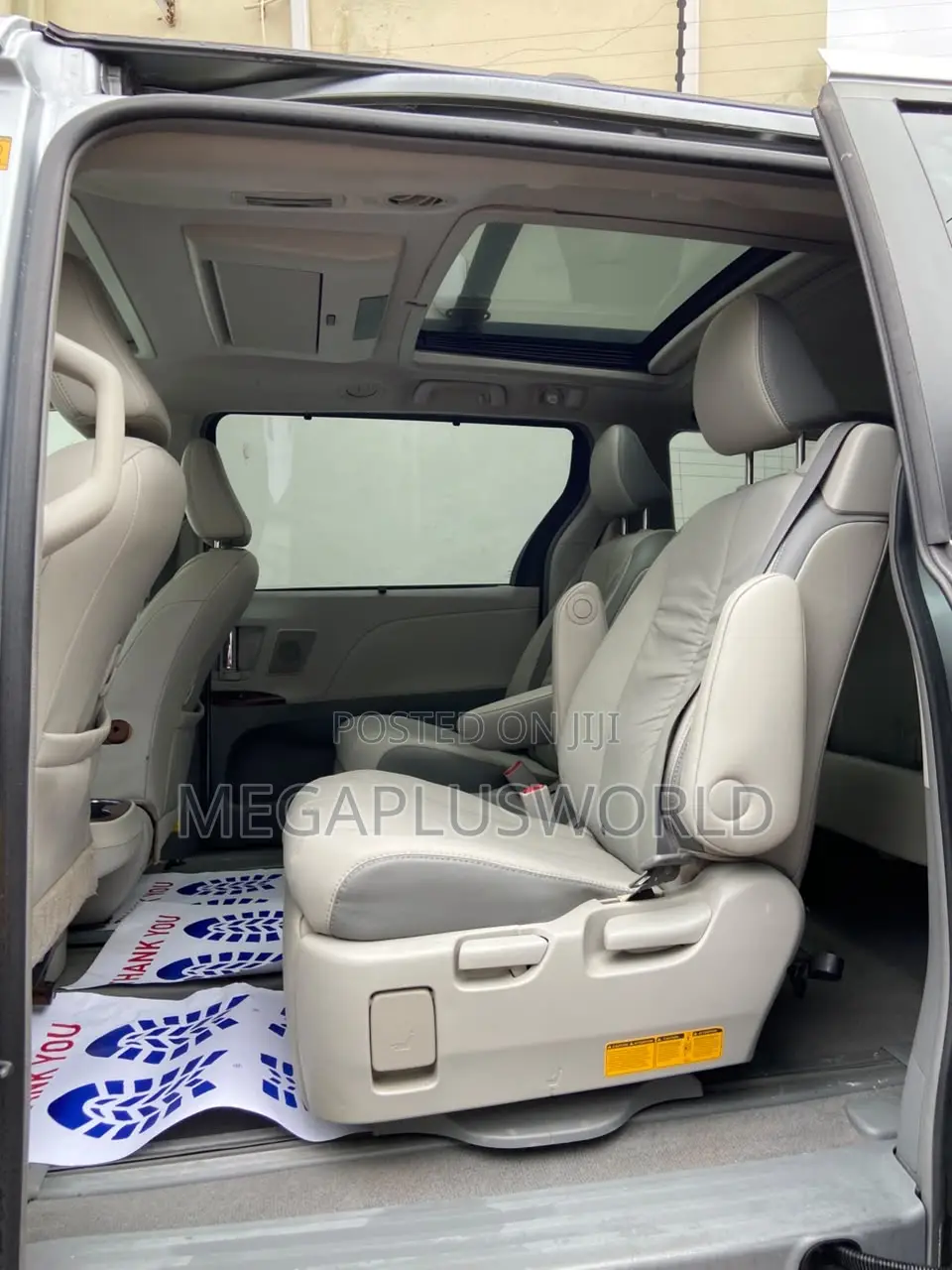 Toyota Sienna Limited 7 Passenger 2011 Blue