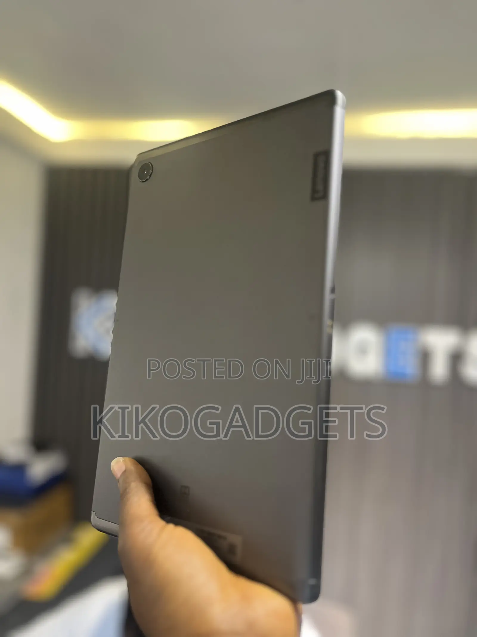 Lenovo M10 Plus 64 GB Black