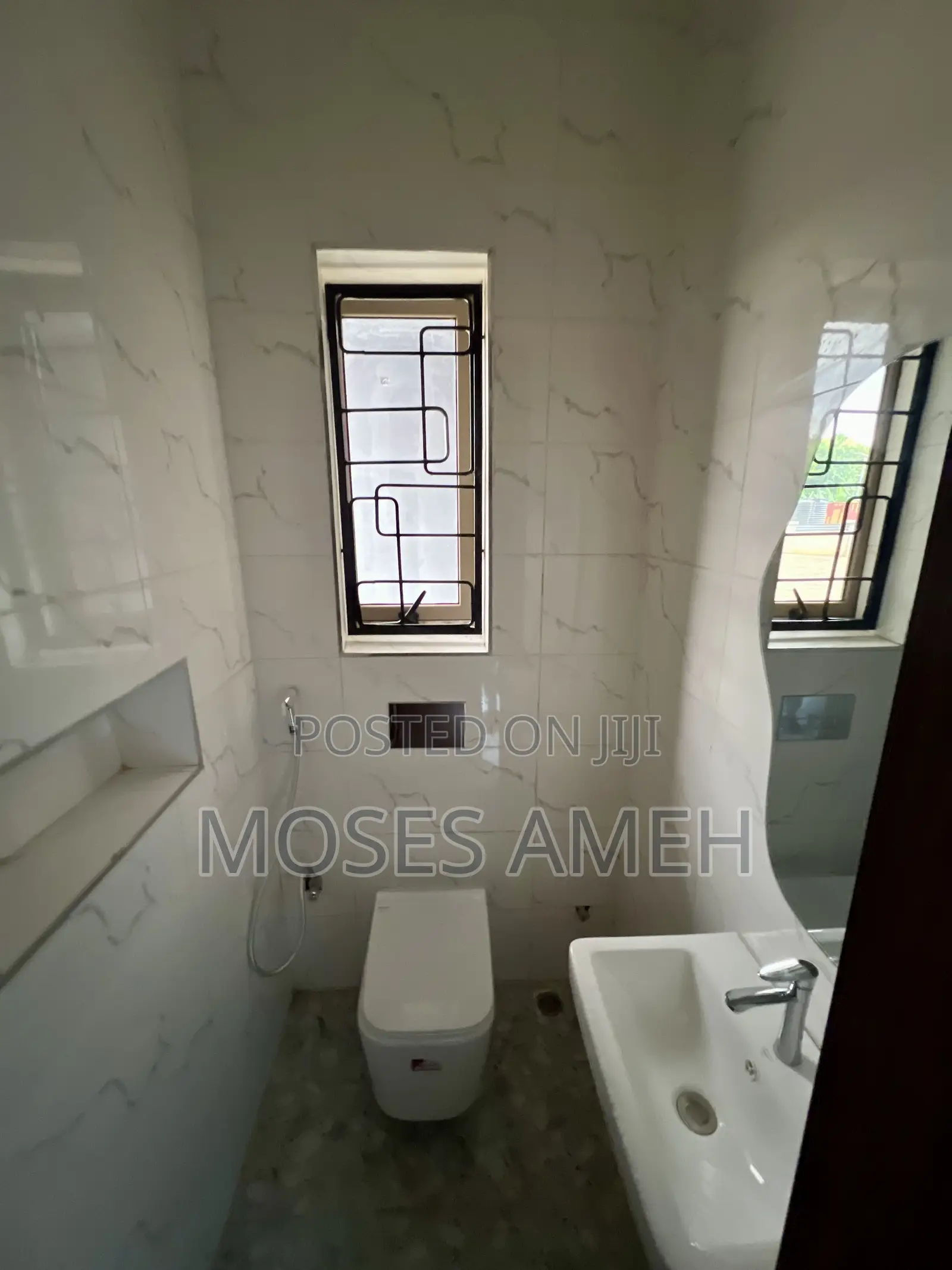 4bdrm Townhouse / Terrace in Mabushi for rent