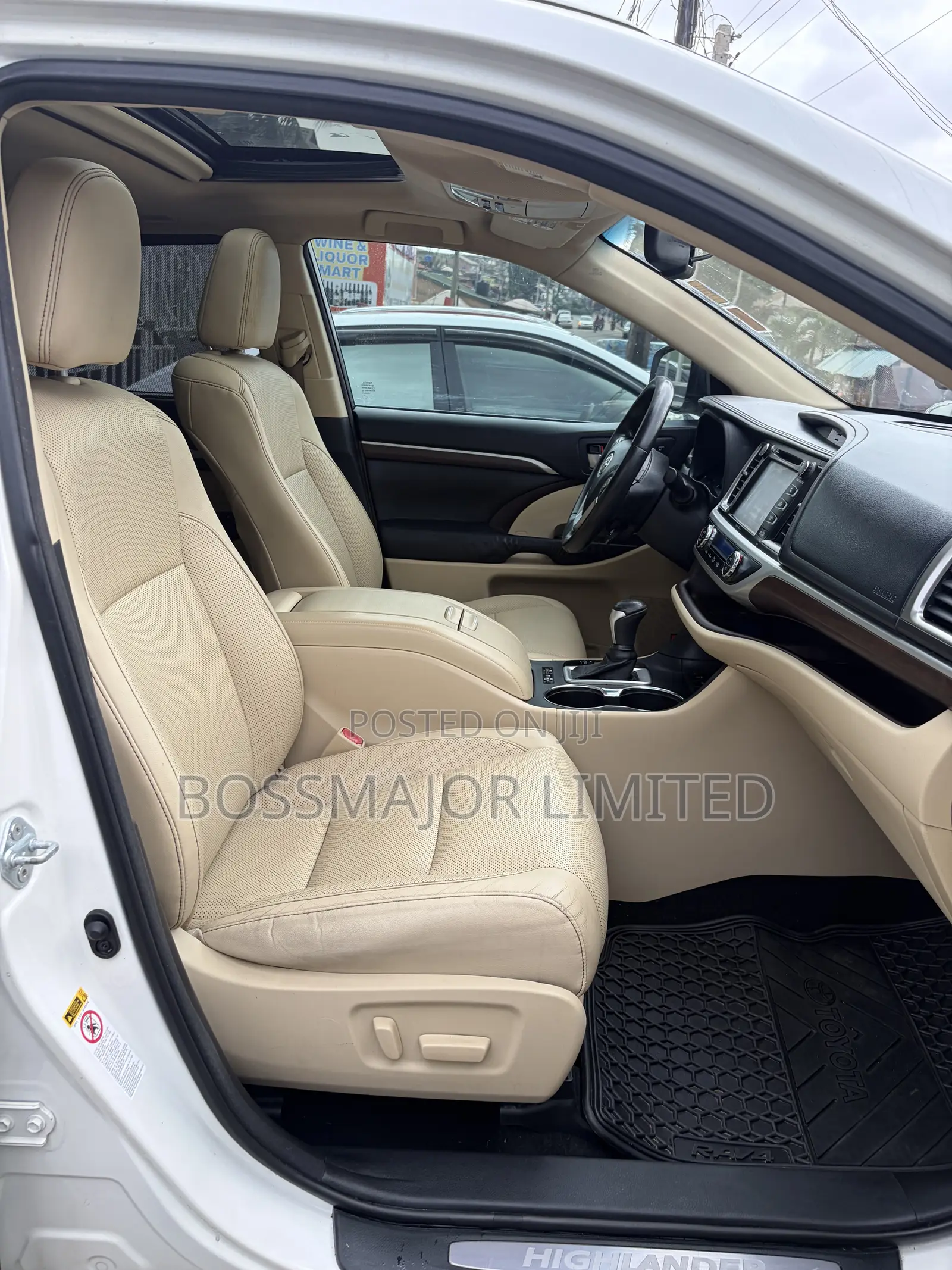 Toyota Highlander Limited 4dr SUV (3.5L 6cyl 6A) 2015 White