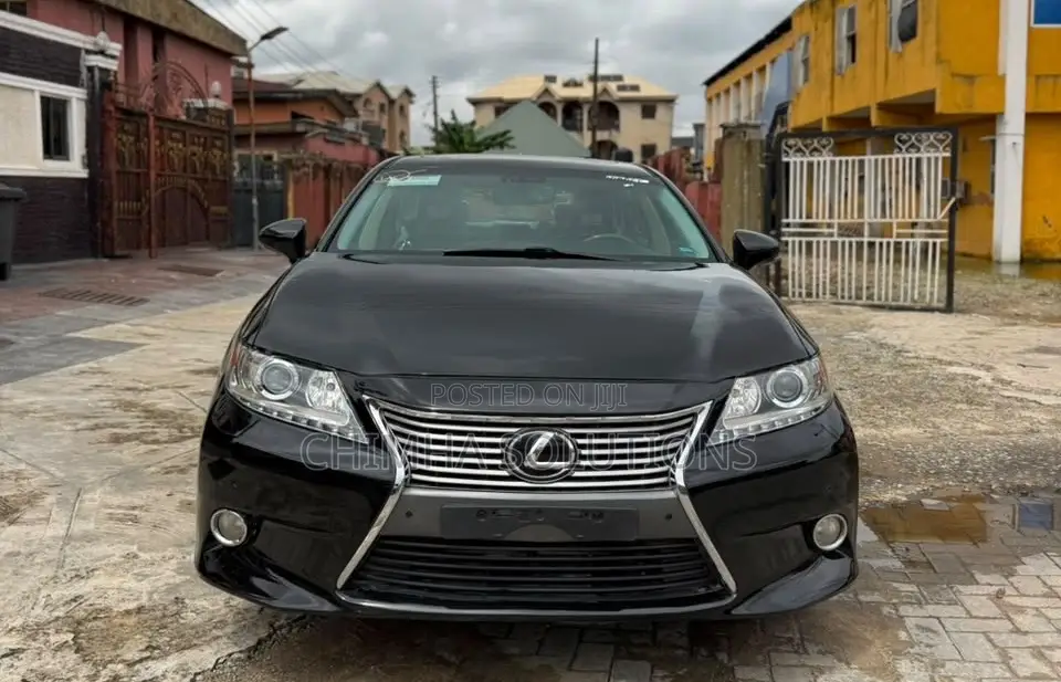Lexus ES 2014 Black