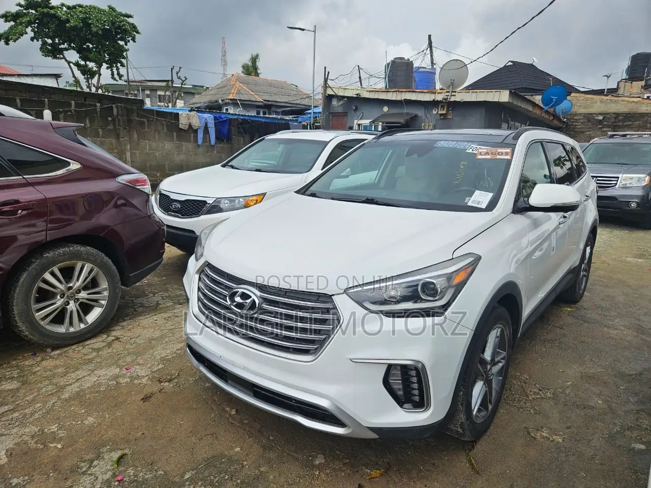 Hyundai Santa Fe Limited Ultimate FWD 2017 White