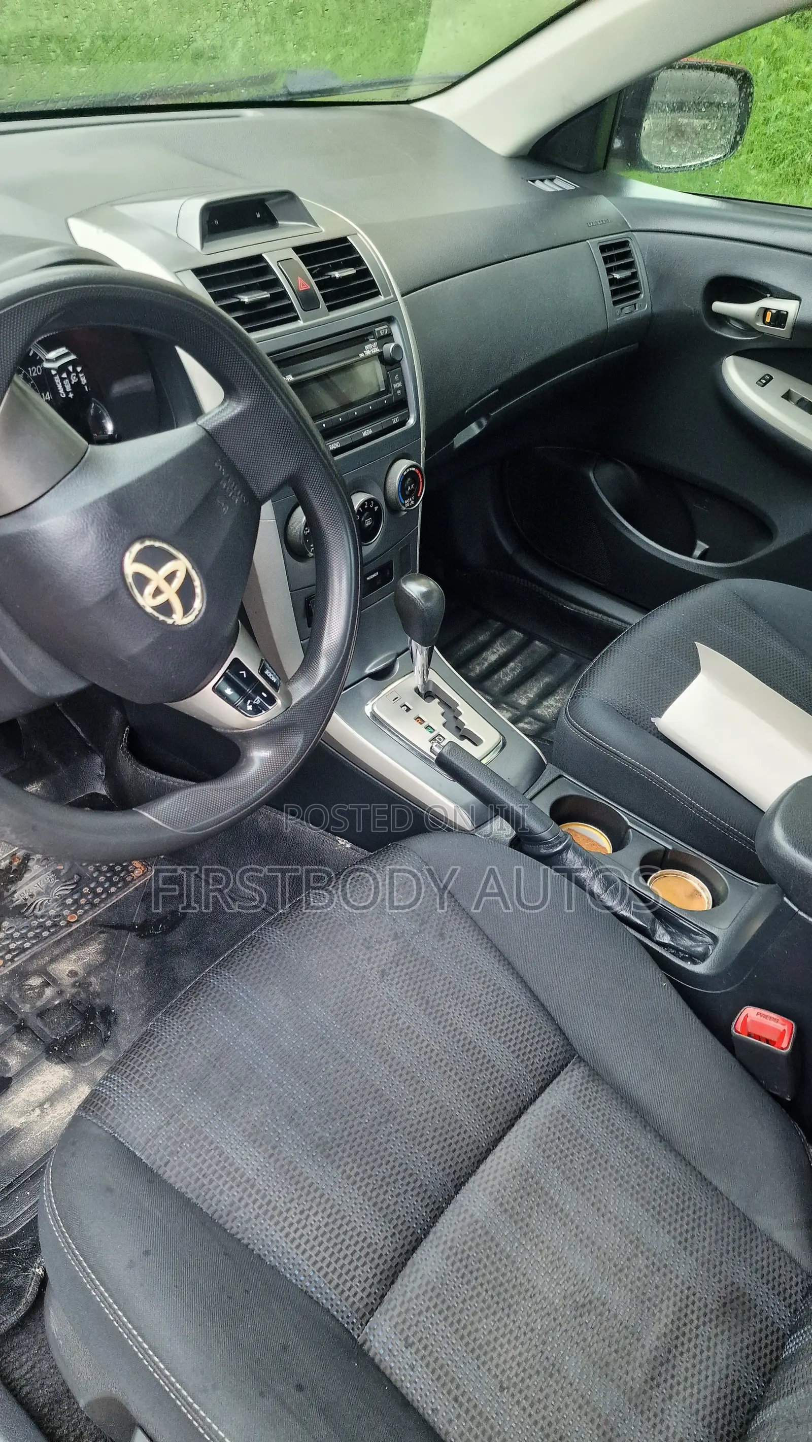 Toyota Corolla 2011 Red